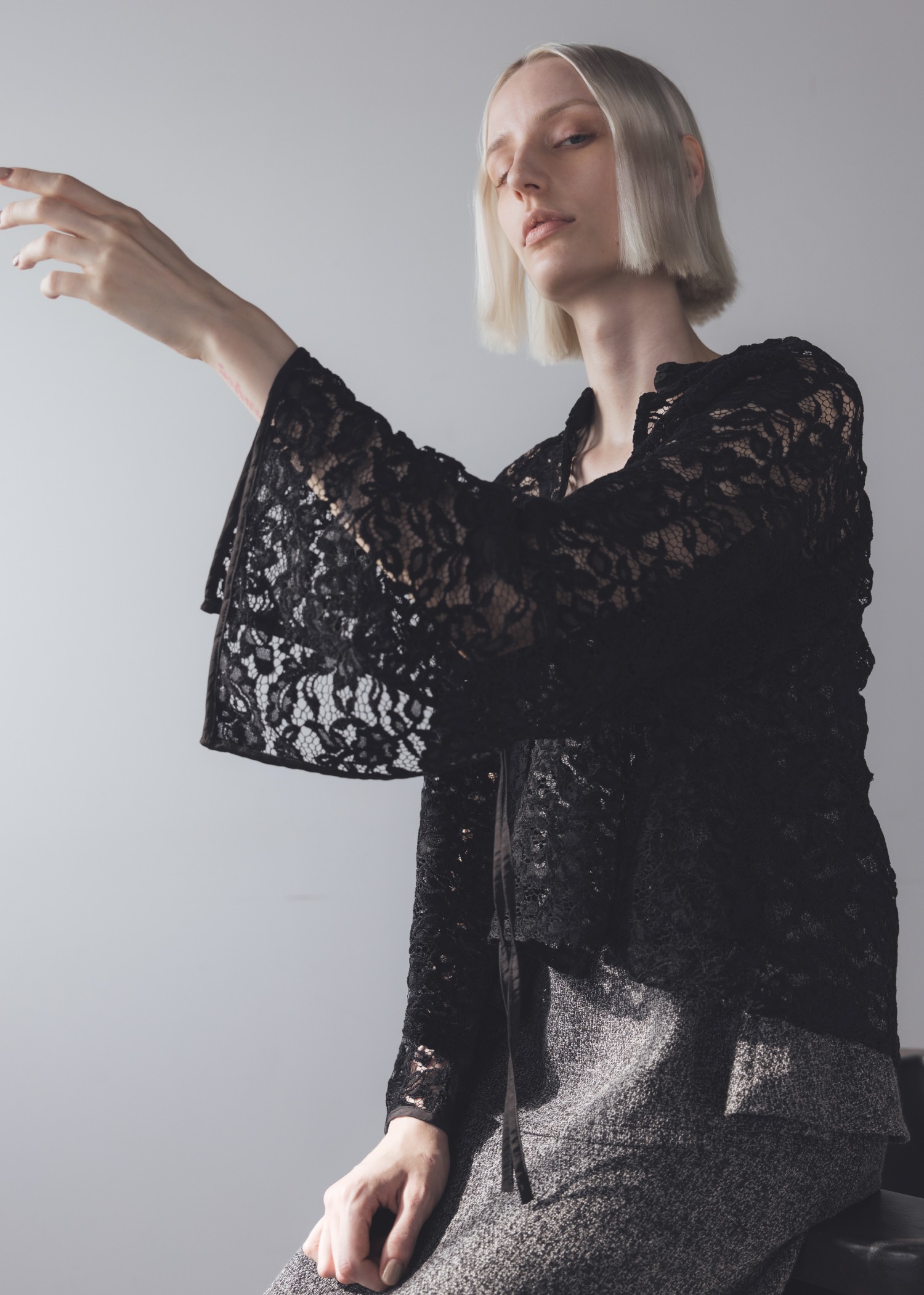 sheer velour lace ribbon sleeve blouse