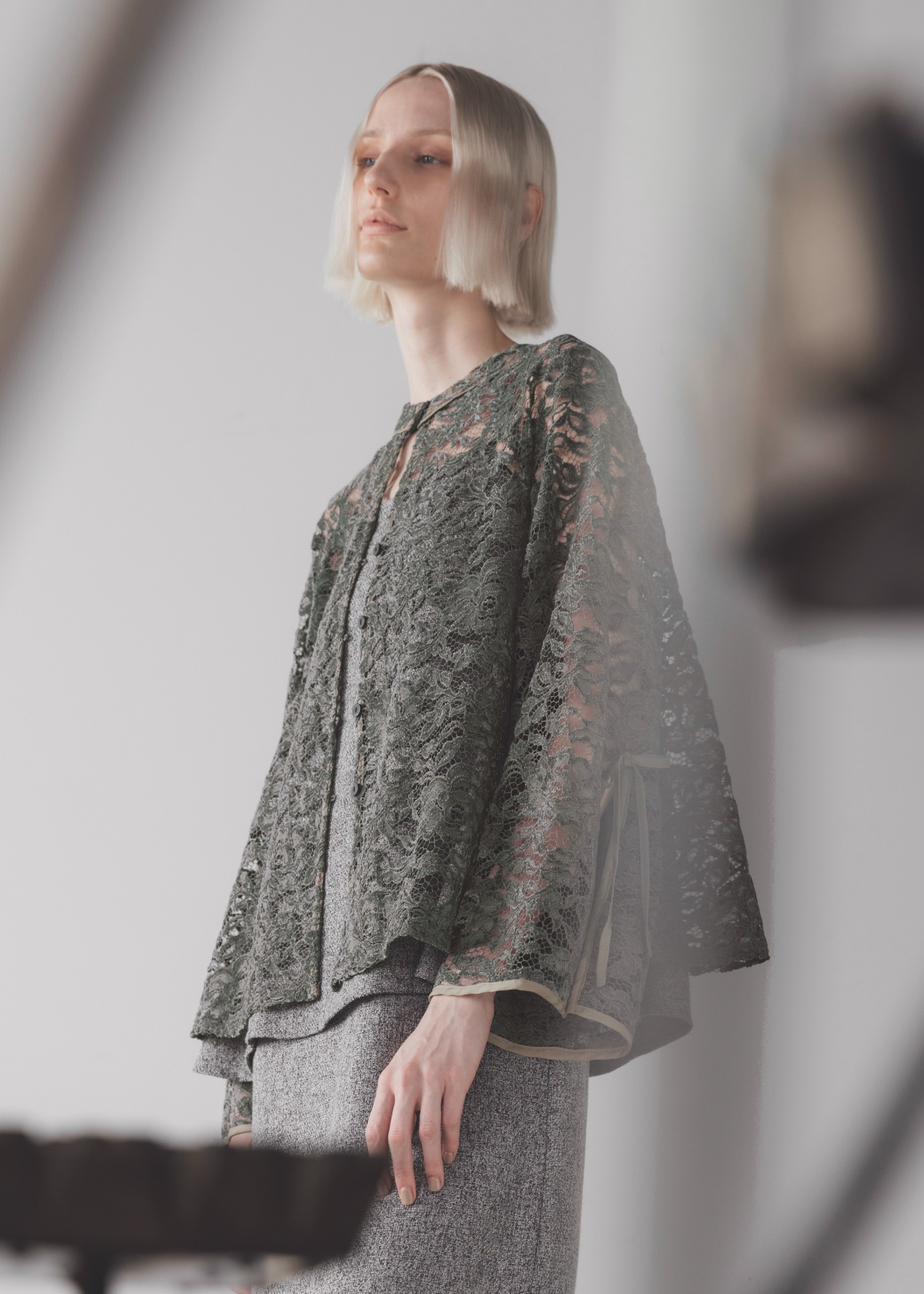 リンブラック様★美品★ ヘイヴHeve tulip bonding blouse CATEGORY トップス | HEVE