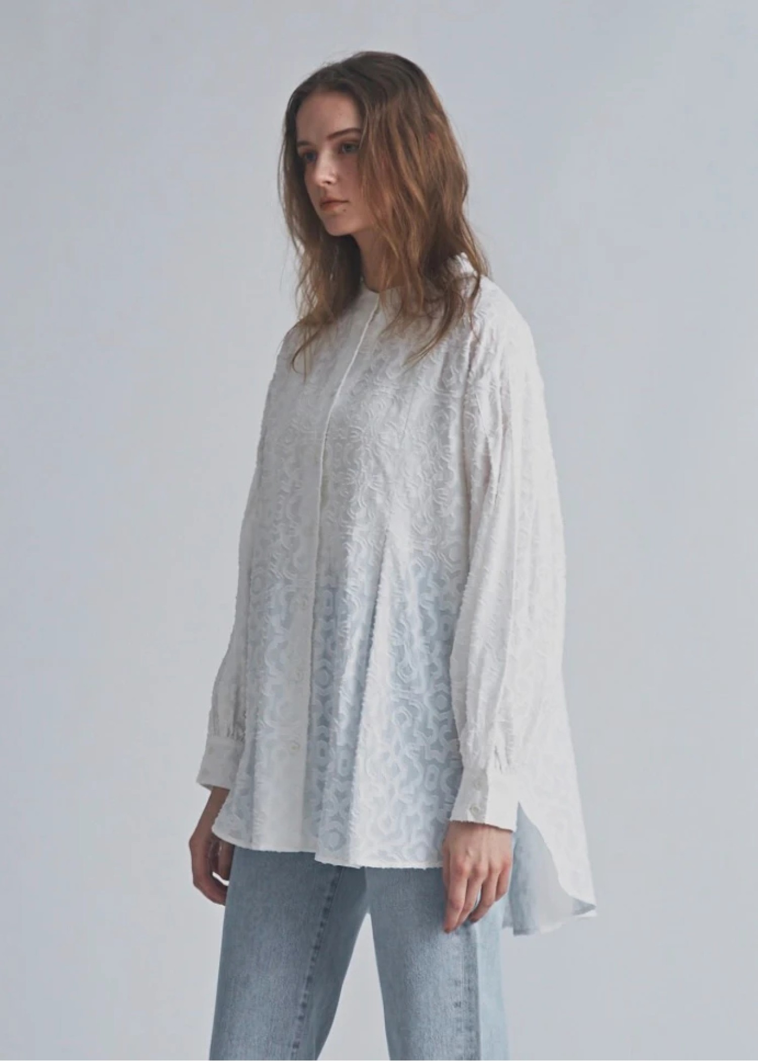 band collar round tuck flare shirt