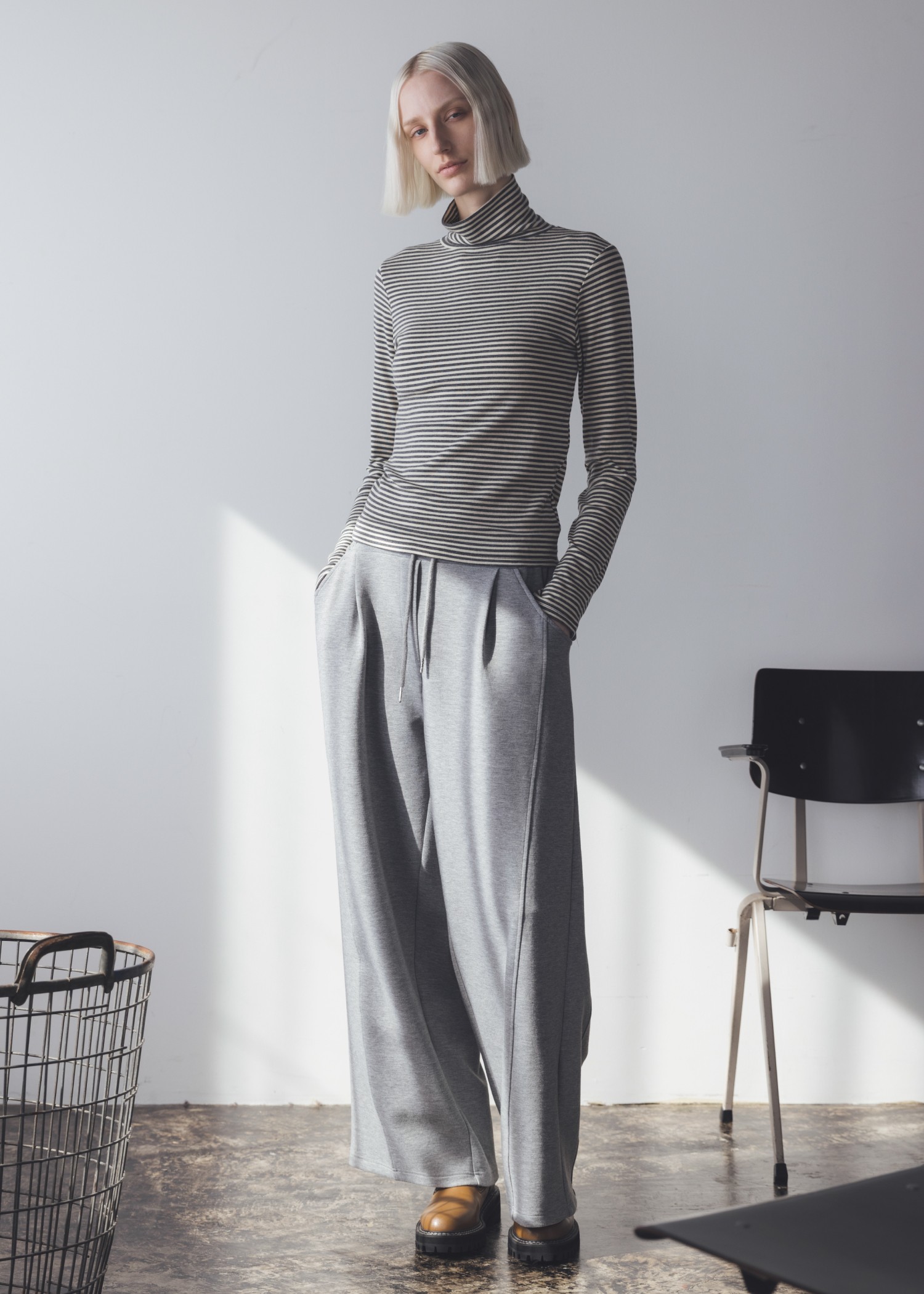 border turtle neck long T