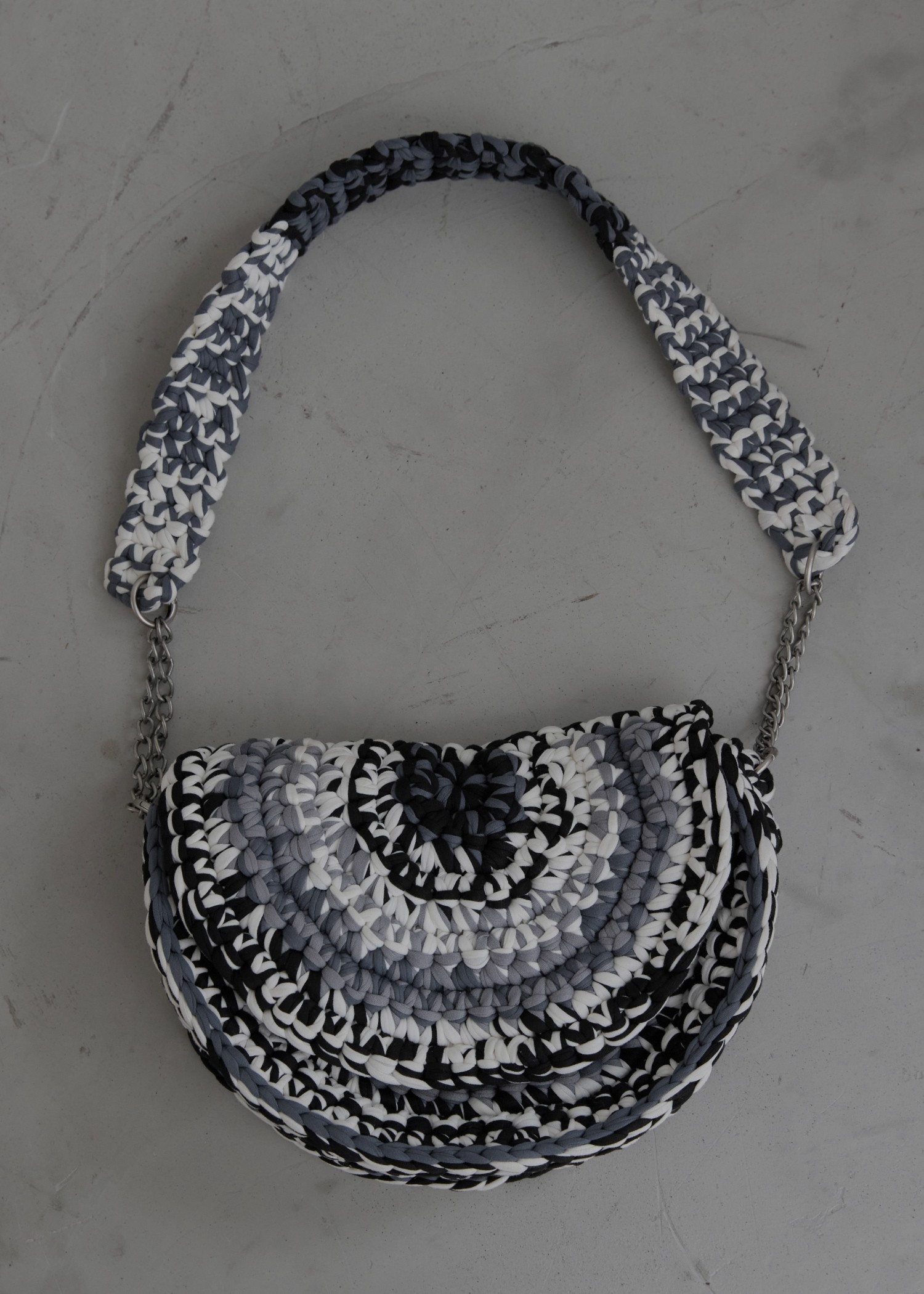 crochet color scheme chain round bag