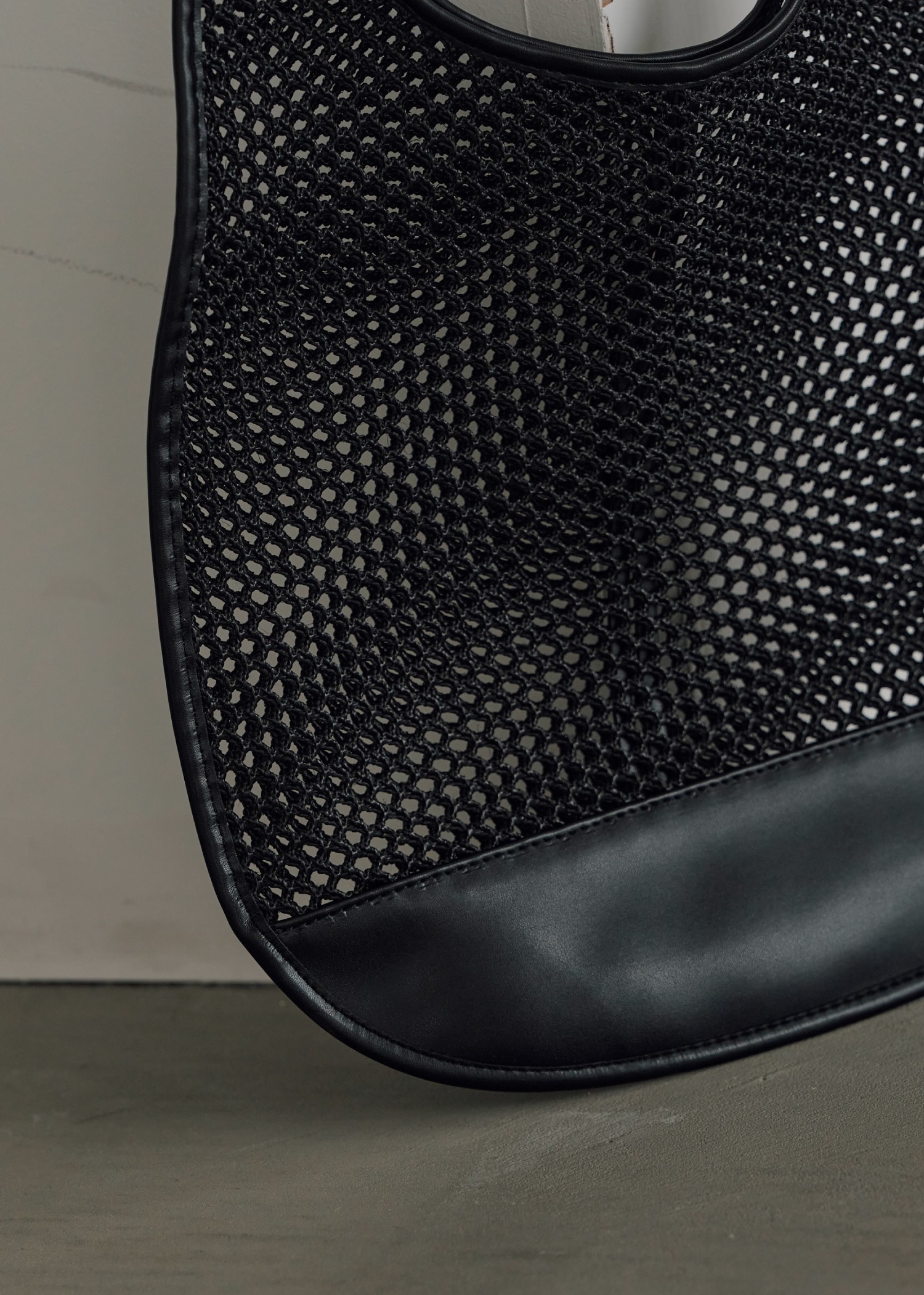 mesh bicolor tote bag