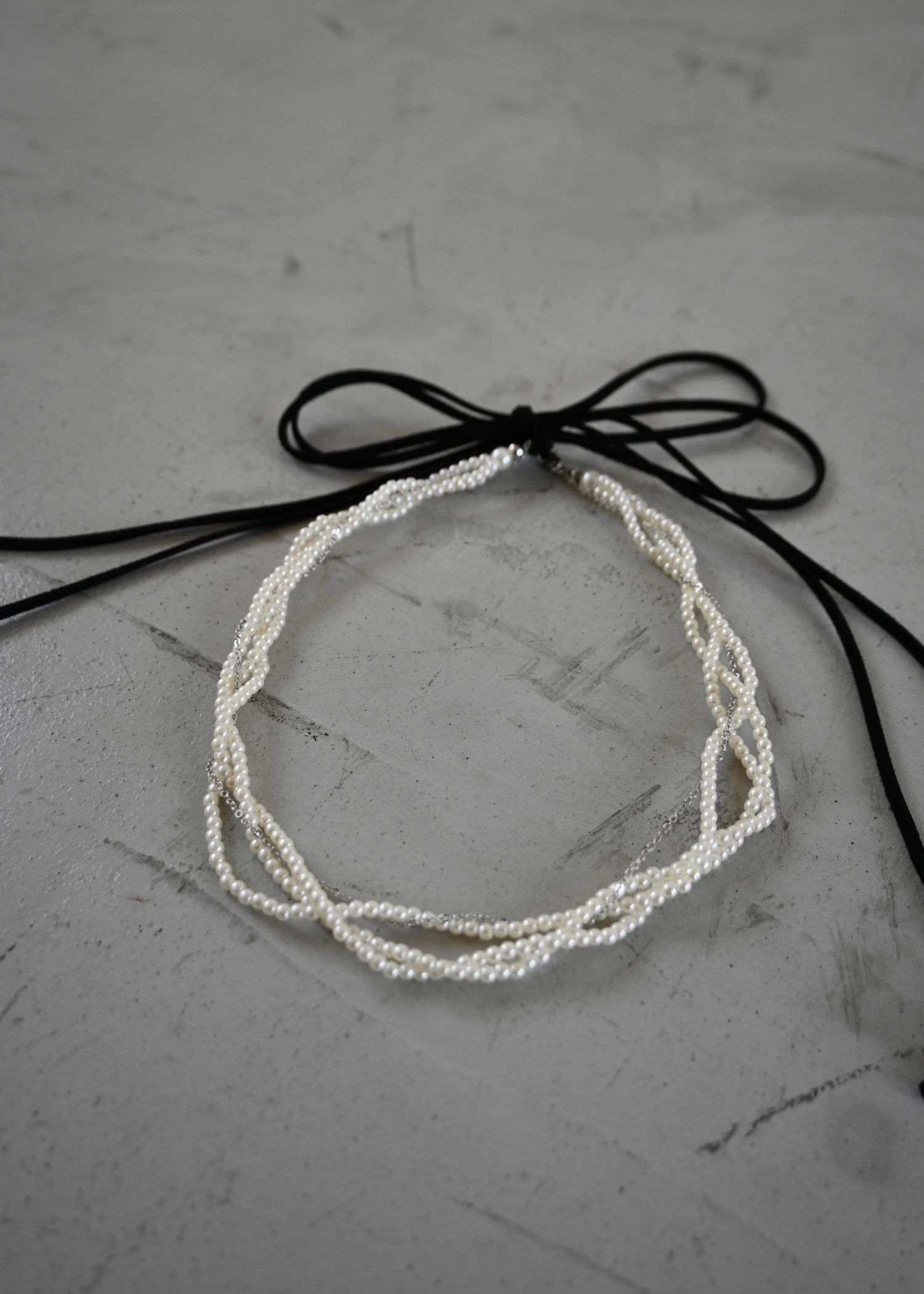 pearl choker