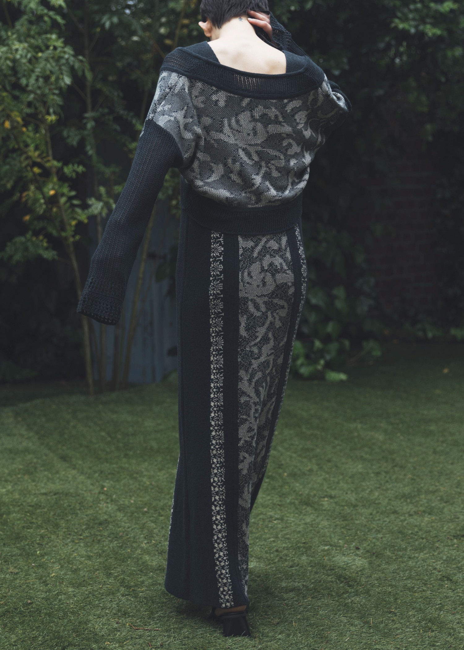 openwork sleeve jacquard knit cardigan