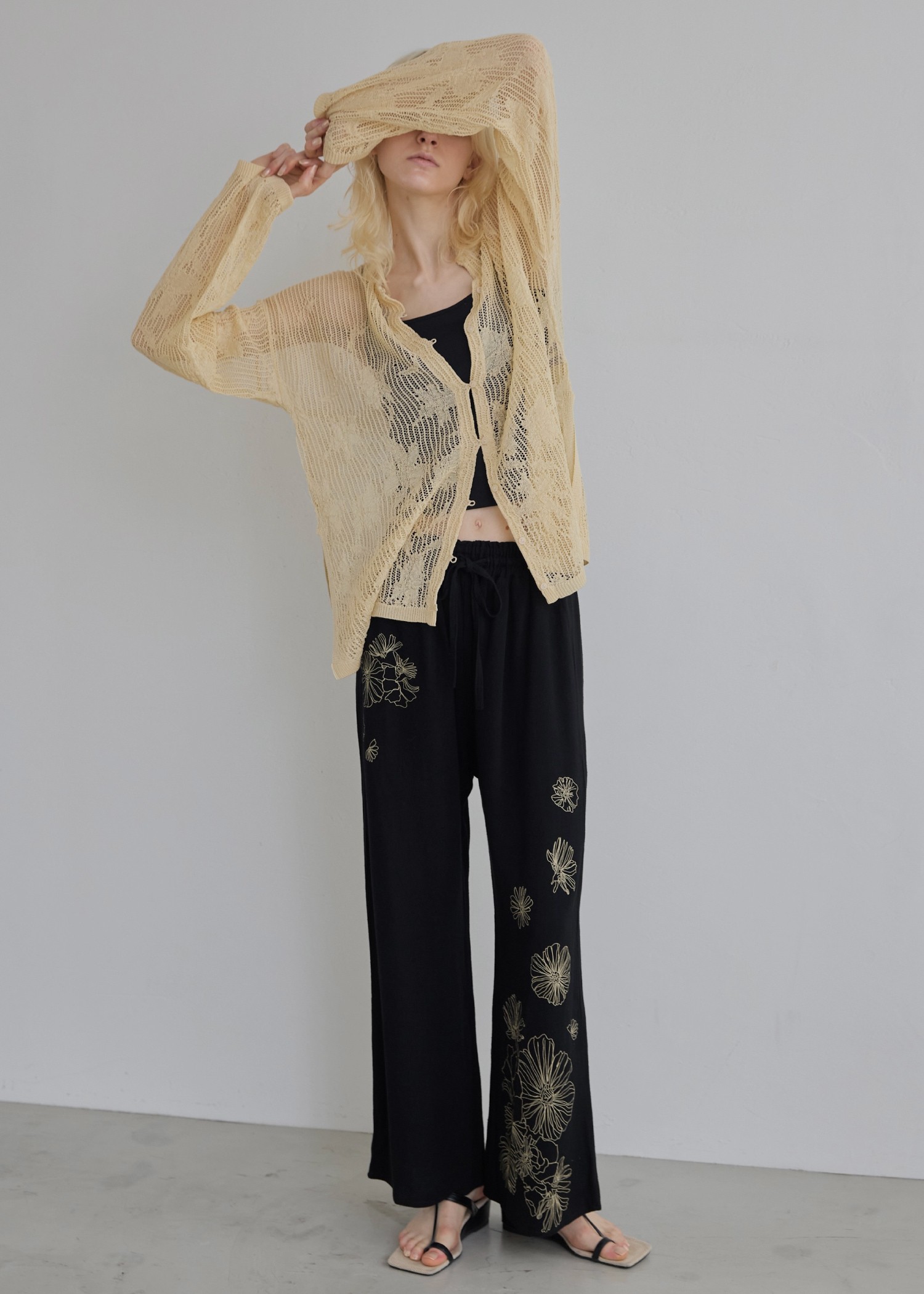 mesh gradation flower rib sheer knit