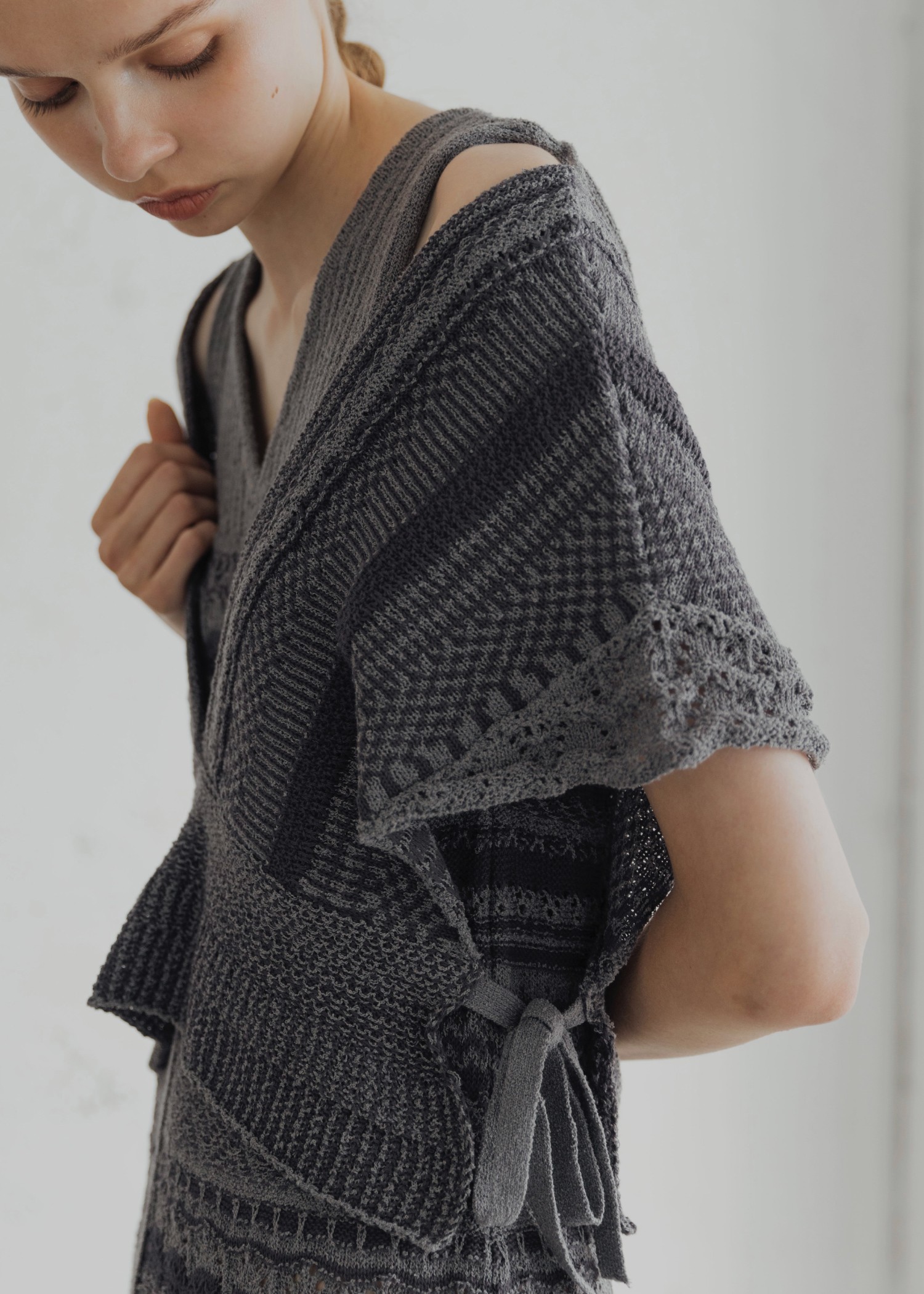 at random geometric pattern knit bustier