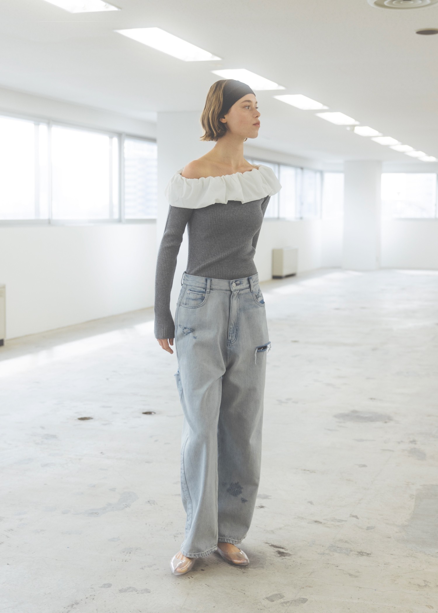 frill turnup off shoulder color schem knit
