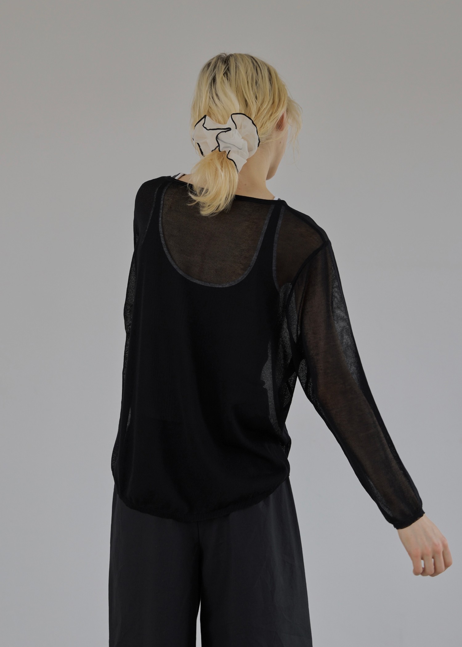 loose sheer neat design knit