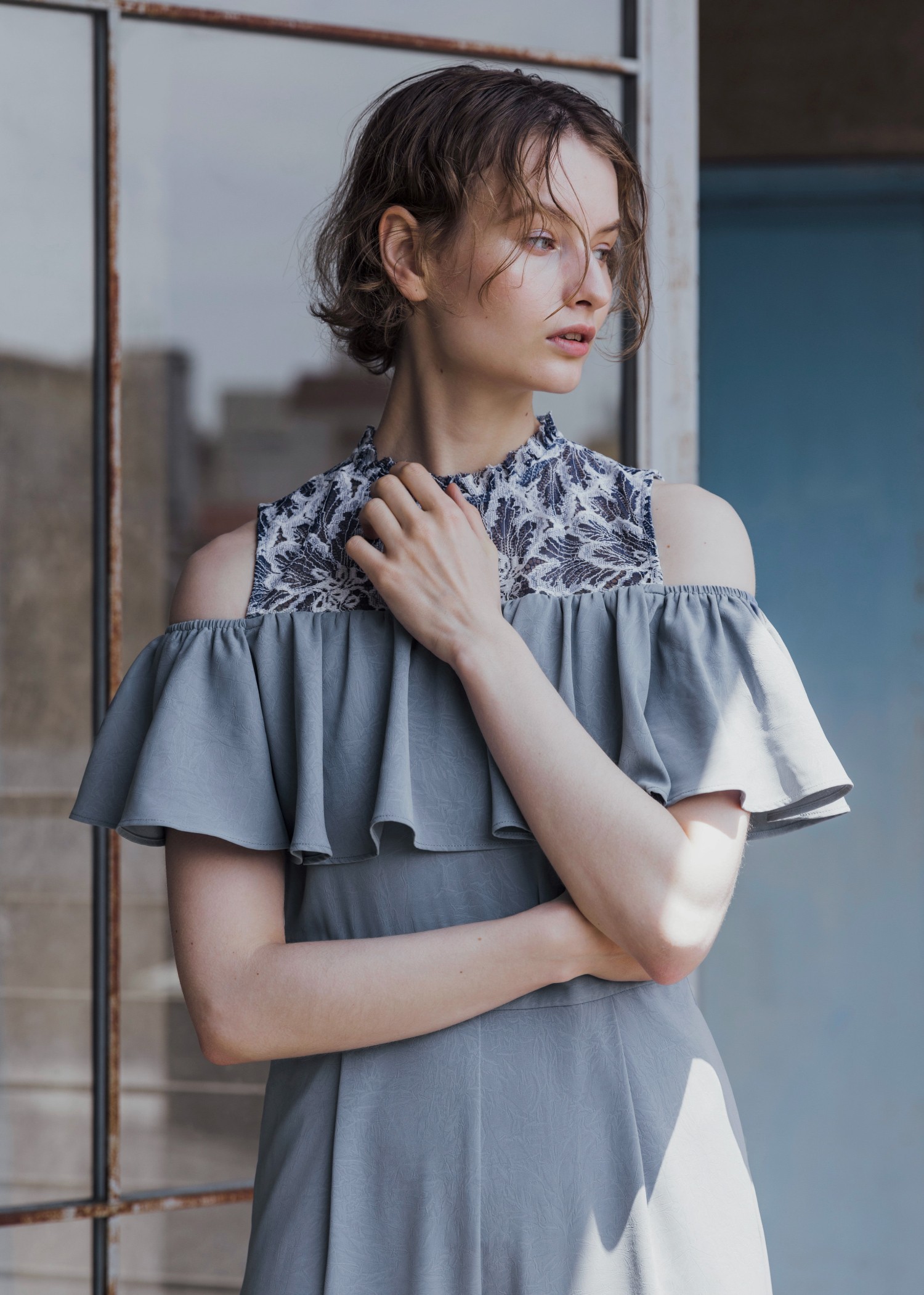 lace switching frill off shoulder all-in-one