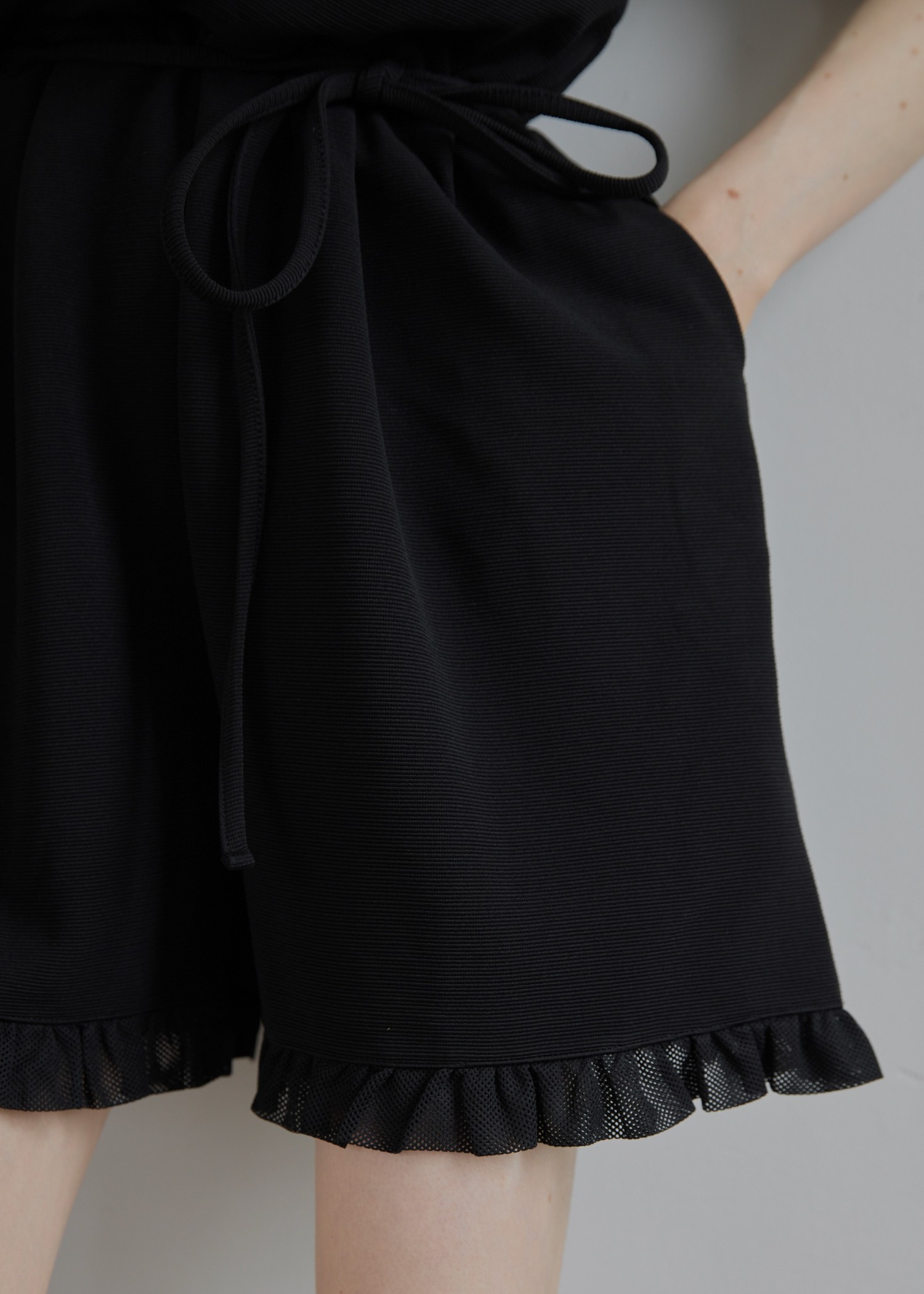 mesh frill sleeve cachecoeur combinaison