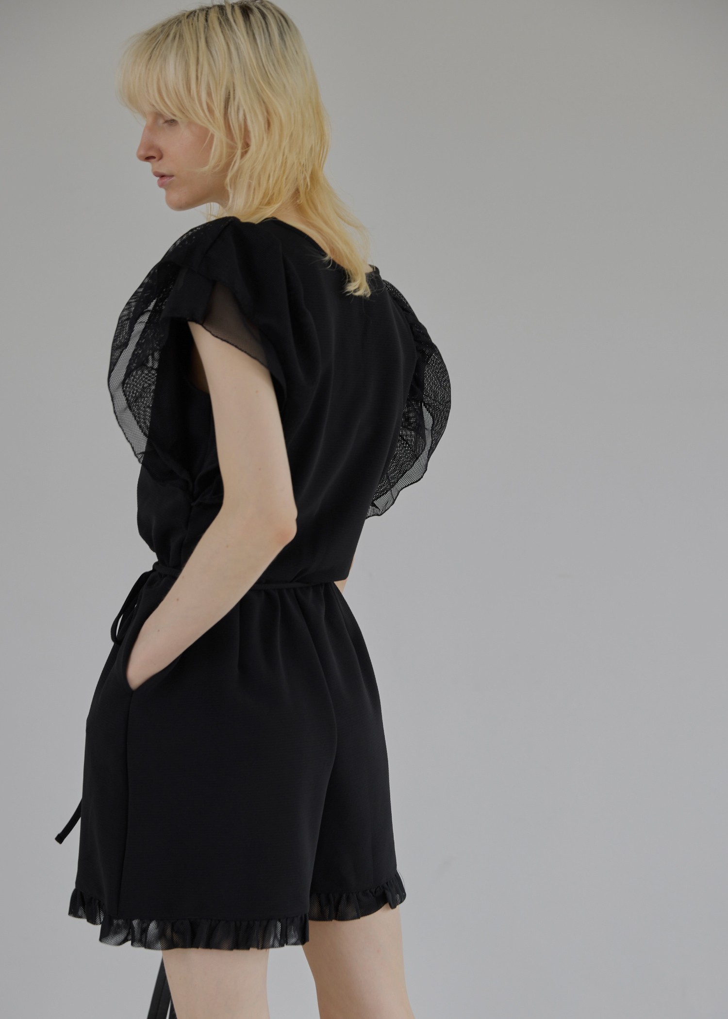 mesh frill sleeve cachecoeur combinaison