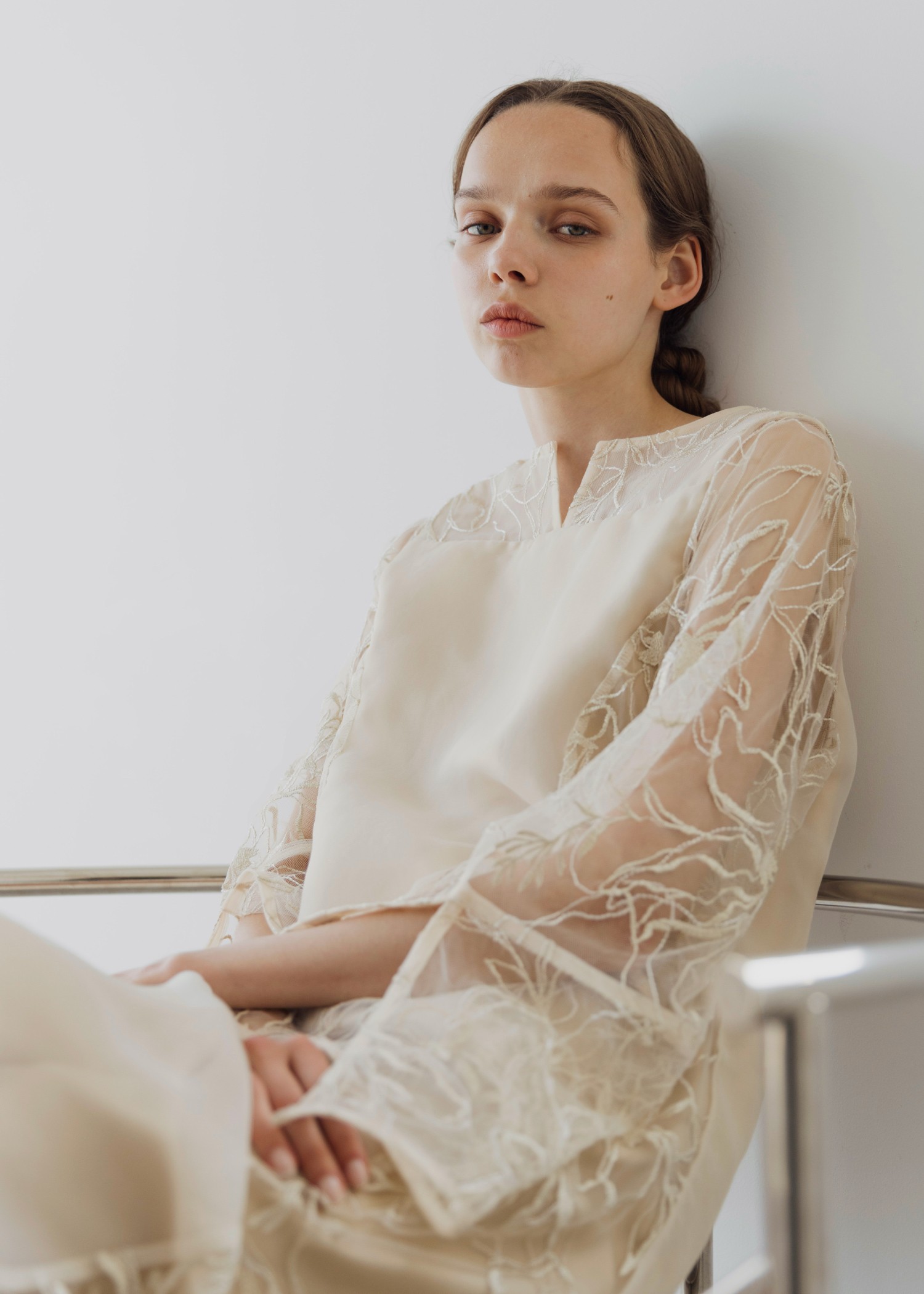 【試着のみ】FLOW FLOWER EMBROIDERY ONE PIECE 試着のみ】FLOW FLOWER EMBROIDERY ONE PIECE