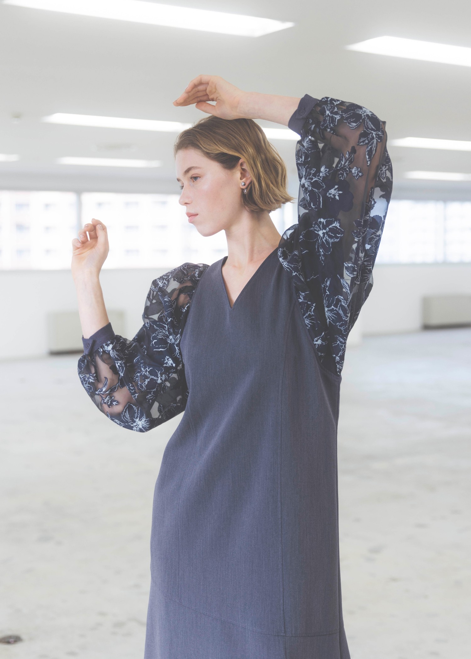 ワンピース willfully flower patchwork volume sleeve WILLFULLY（ウィルフリー）の「flower patchwork volume sleeve