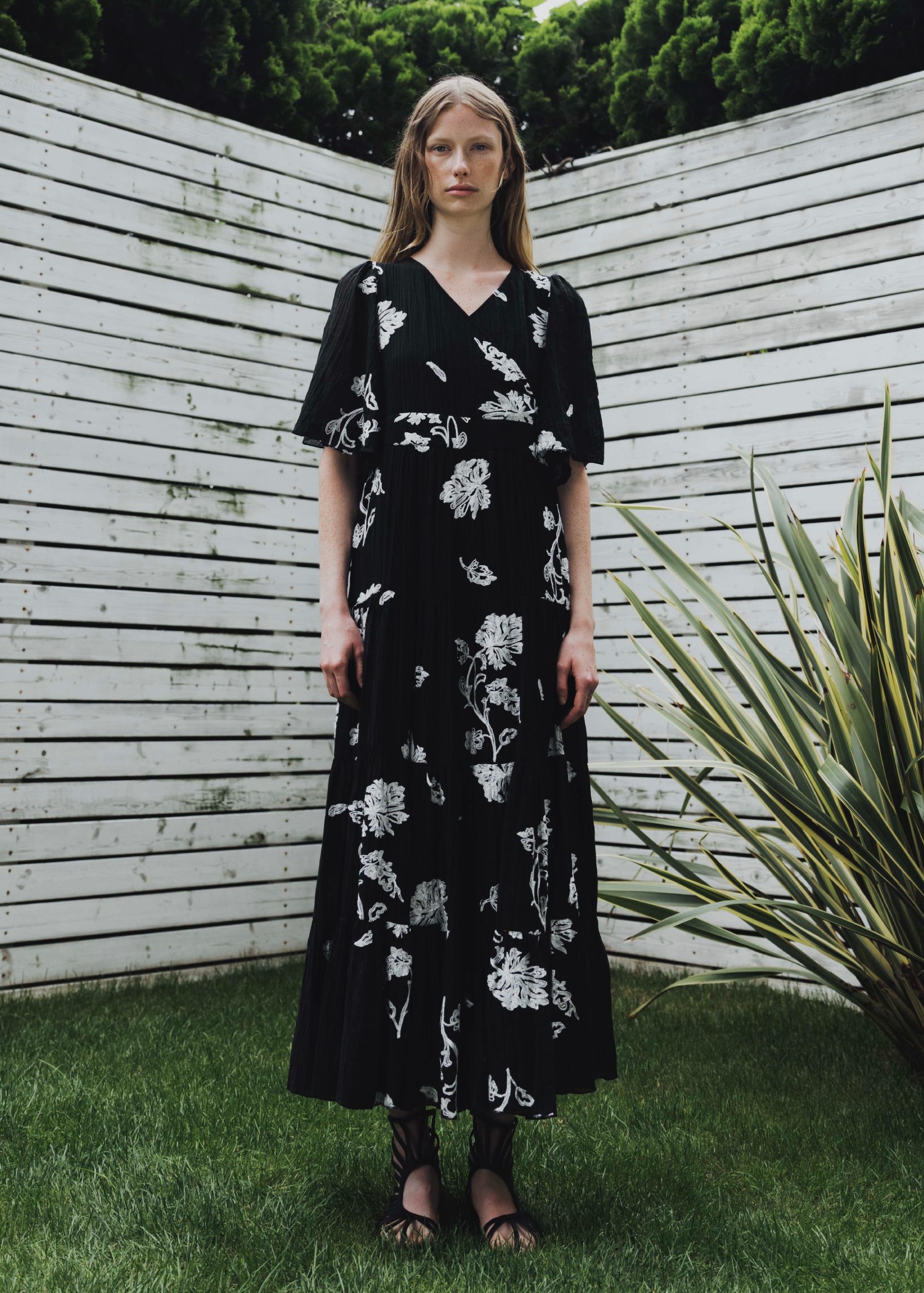 embroidery cachecoeur panel tiered OP