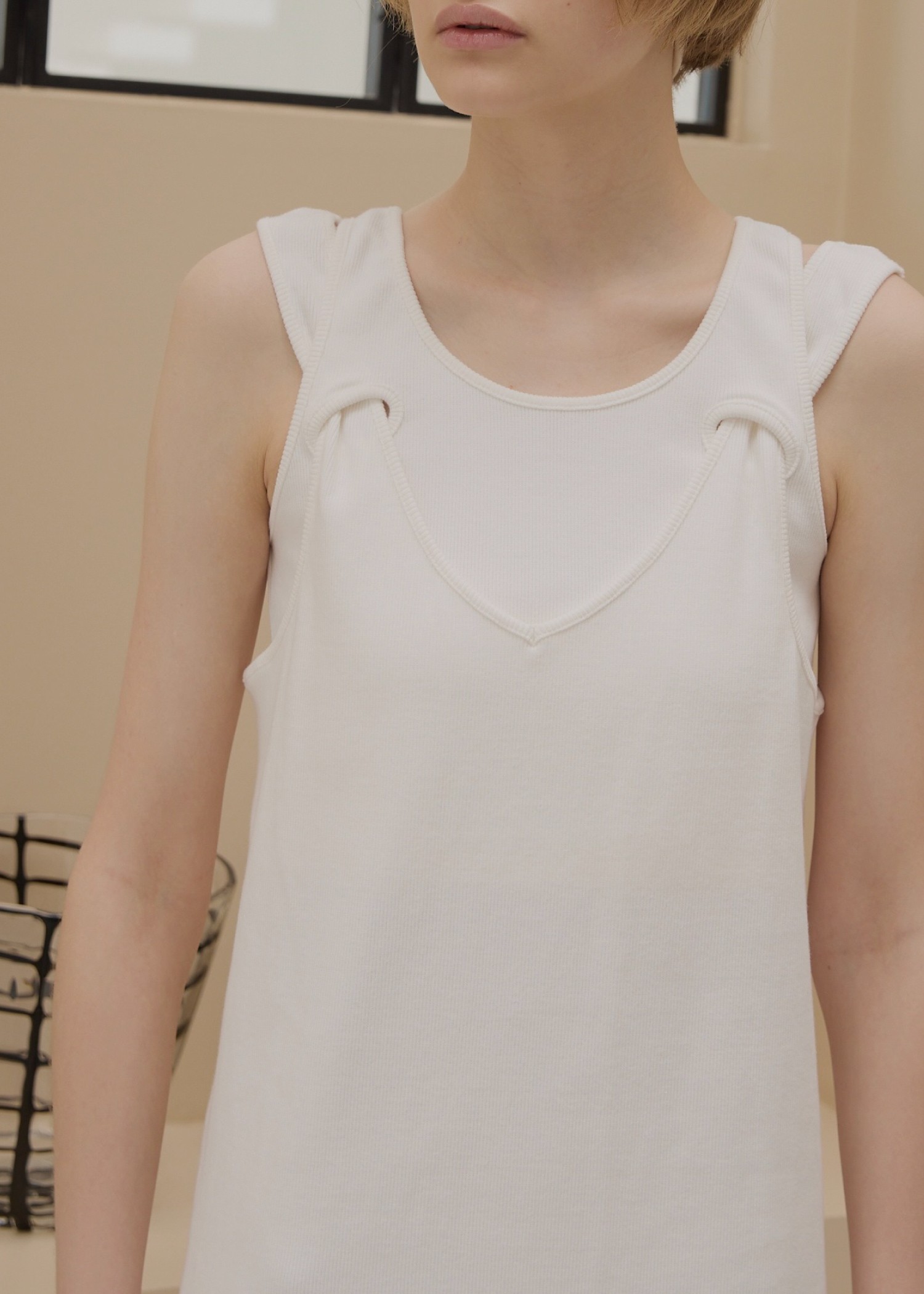 hole tank layered rib OP