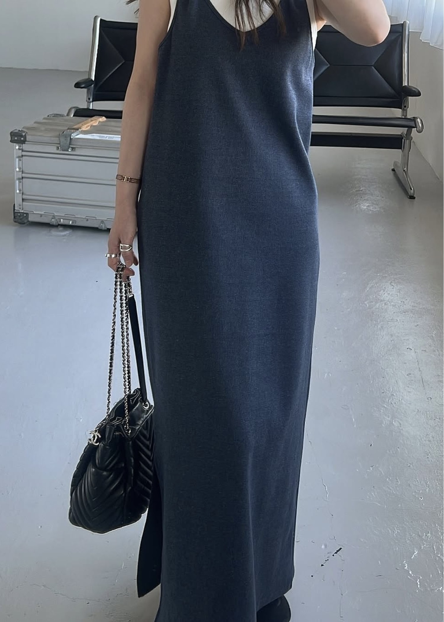 hole tank layered rib OP