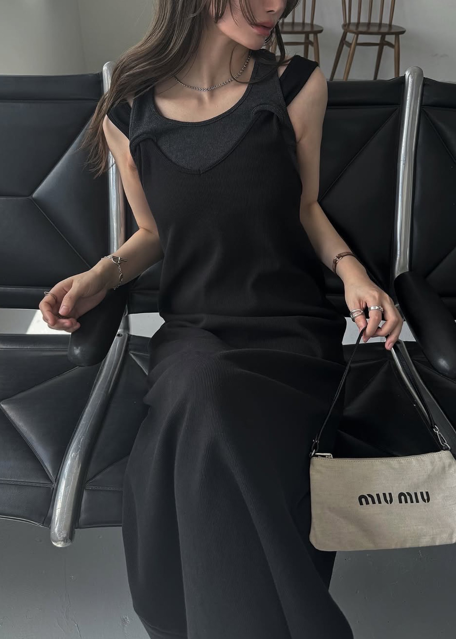 hole tank layered rib OP