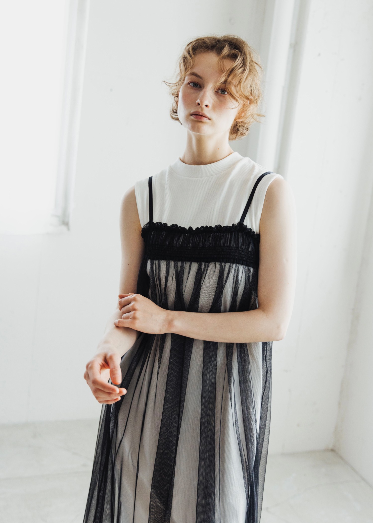 【美品】willfully オケージョンドレス　Free/TAN 洗える】レーシーケープ ドレス （ドレス）｜any SiS