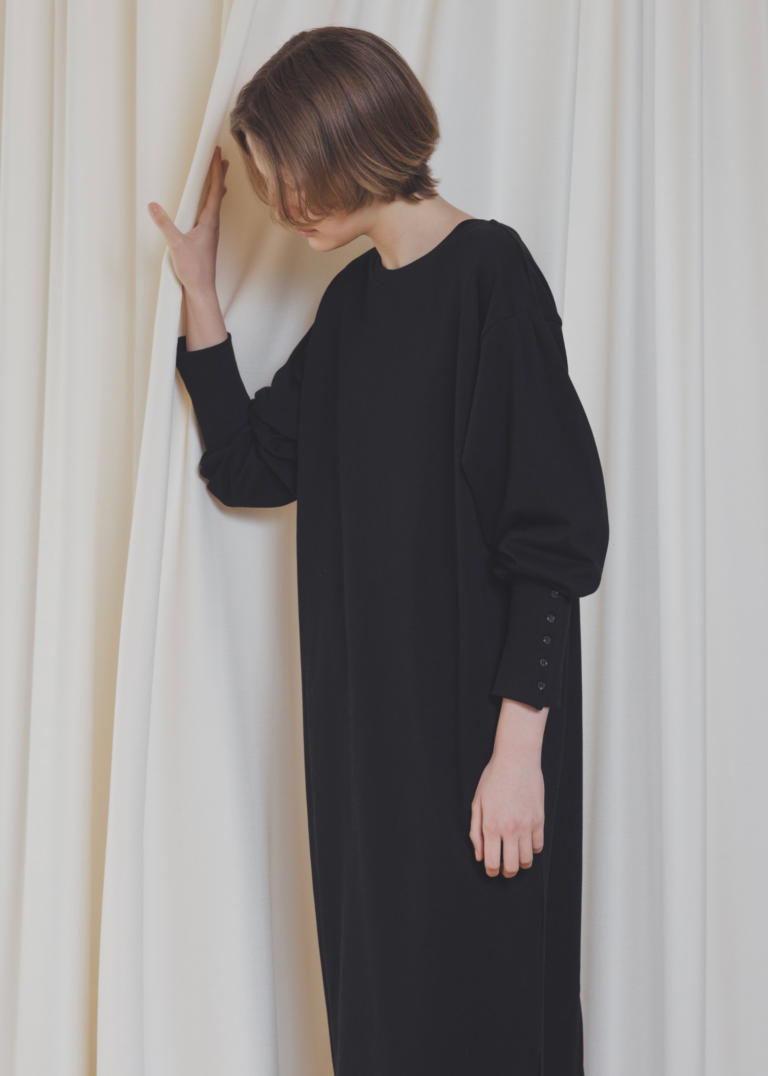 shirt detail long cuffs cut and sew OP