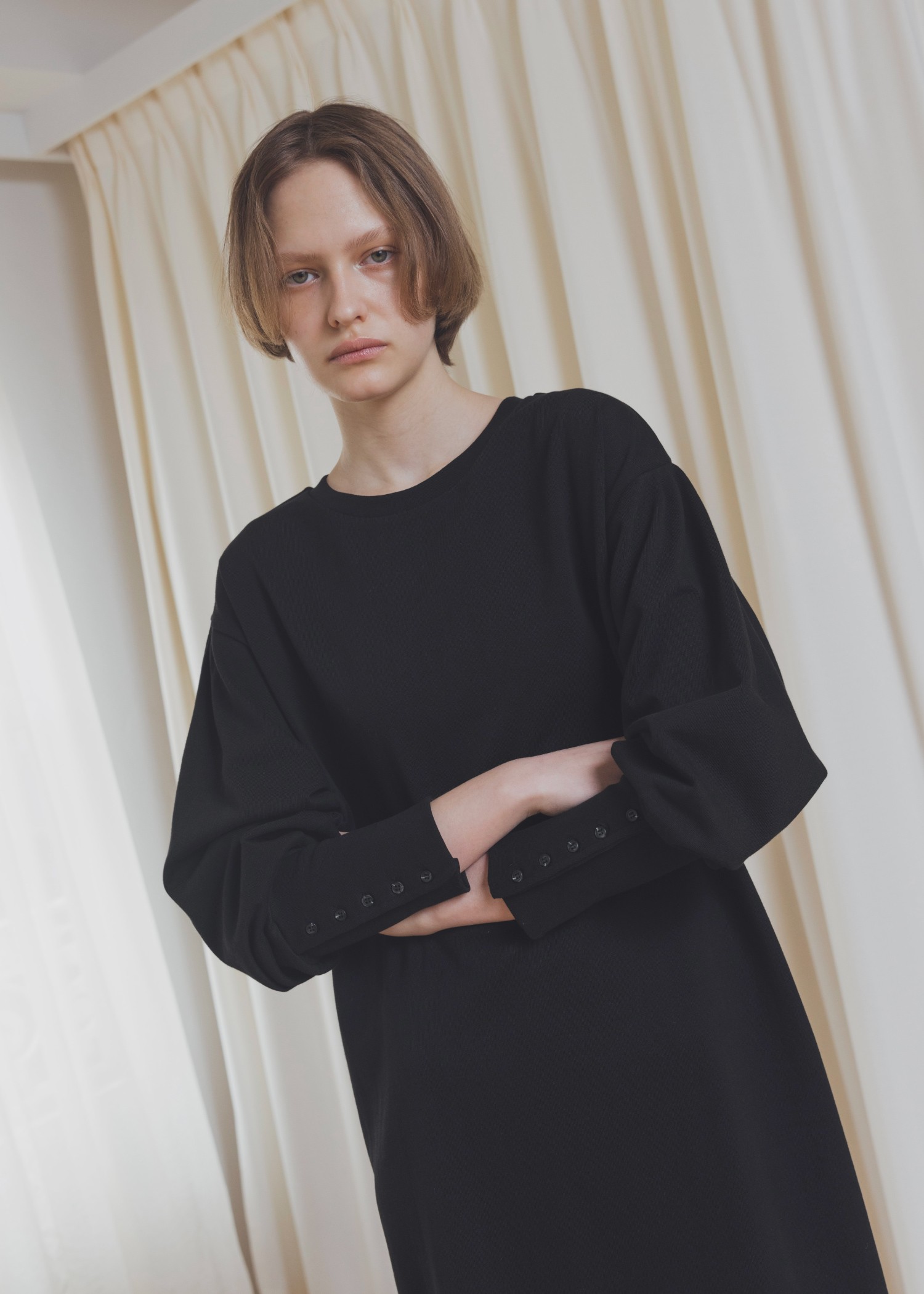 shirt detail long cuffs cut and sew OP