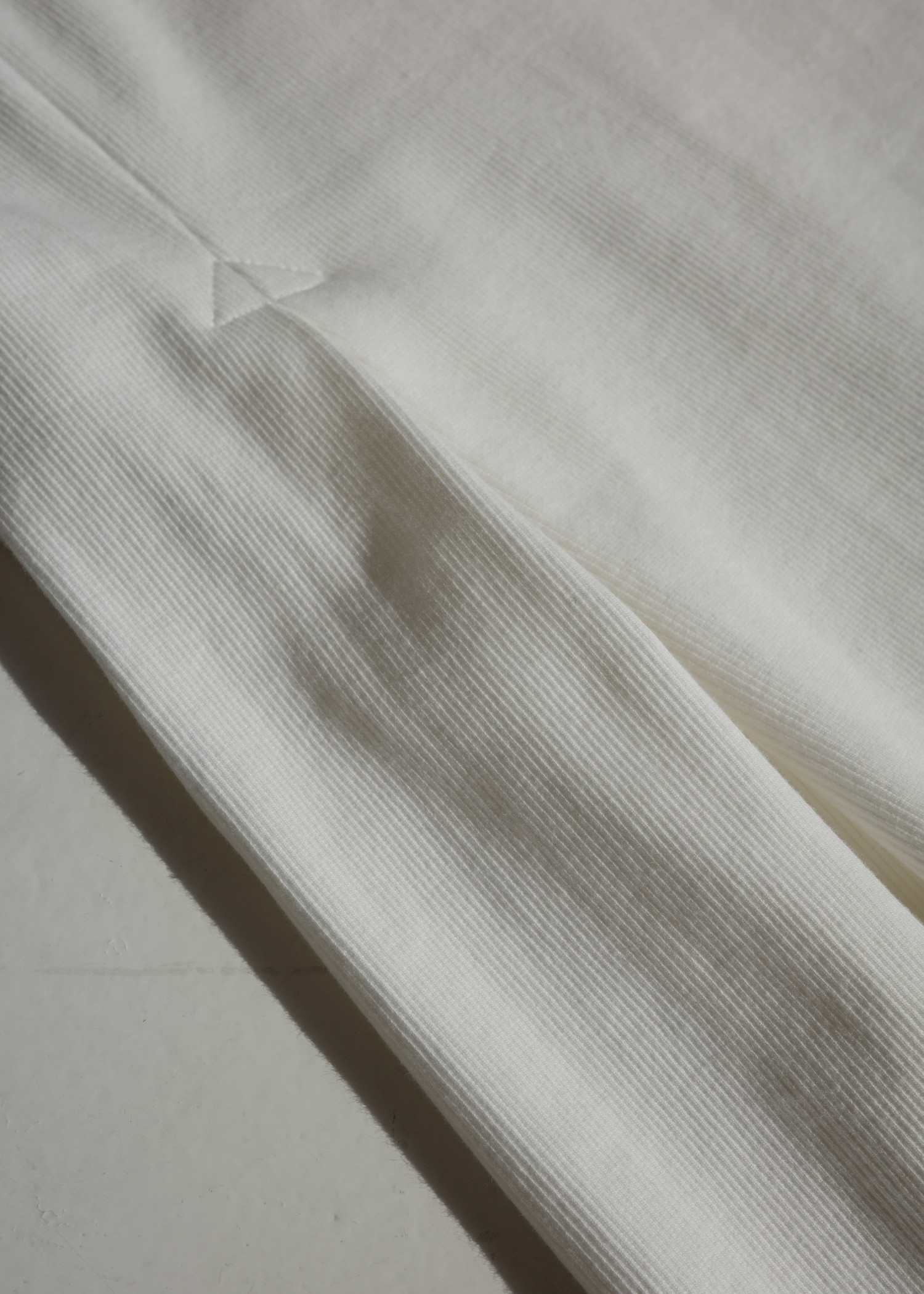 one side tuck flare nosleeve rib OP