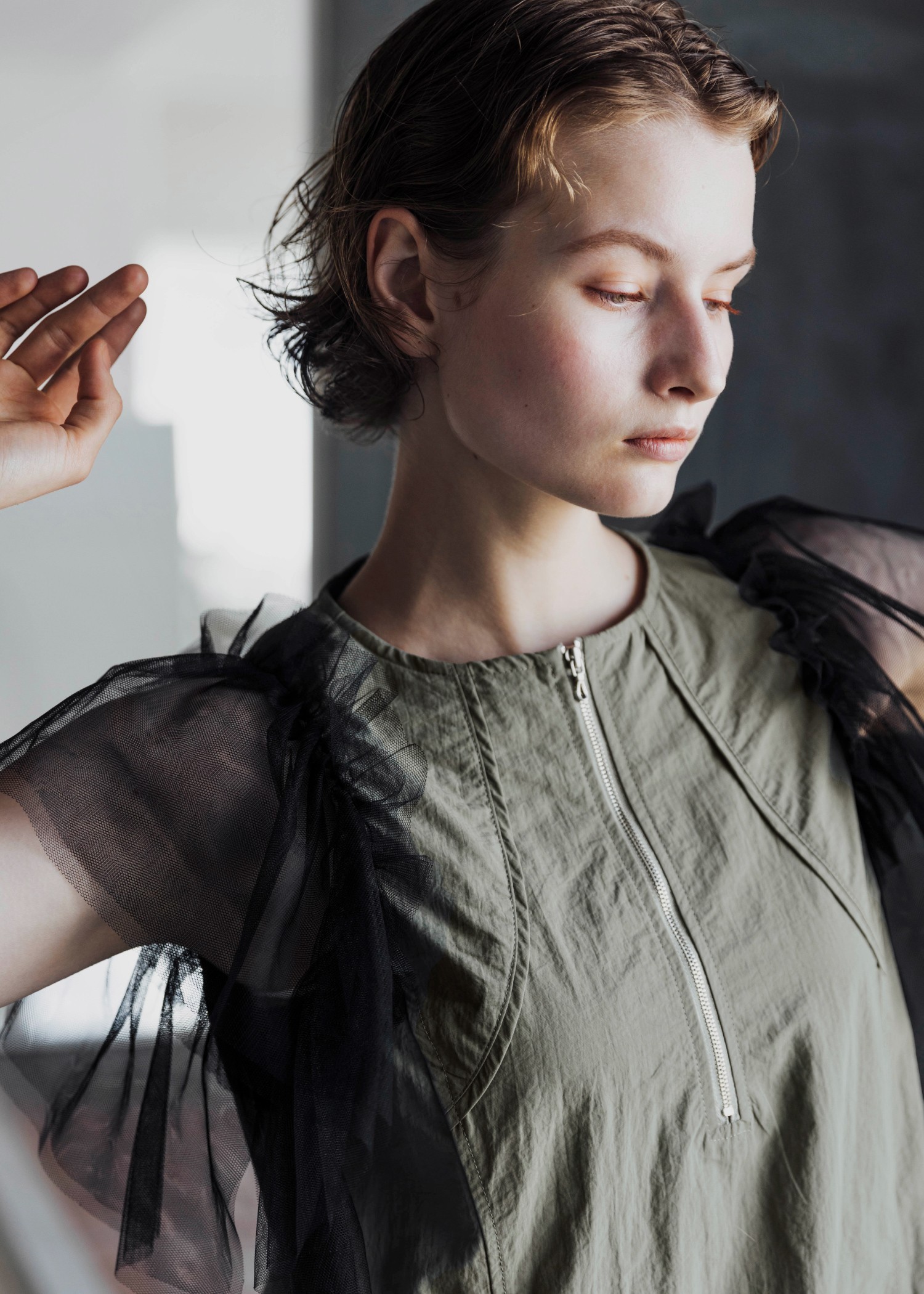 【willfully】frill tulle nosleeve nylonzip WILLFULLY official web store（ウィルフリーコウシキツウハン