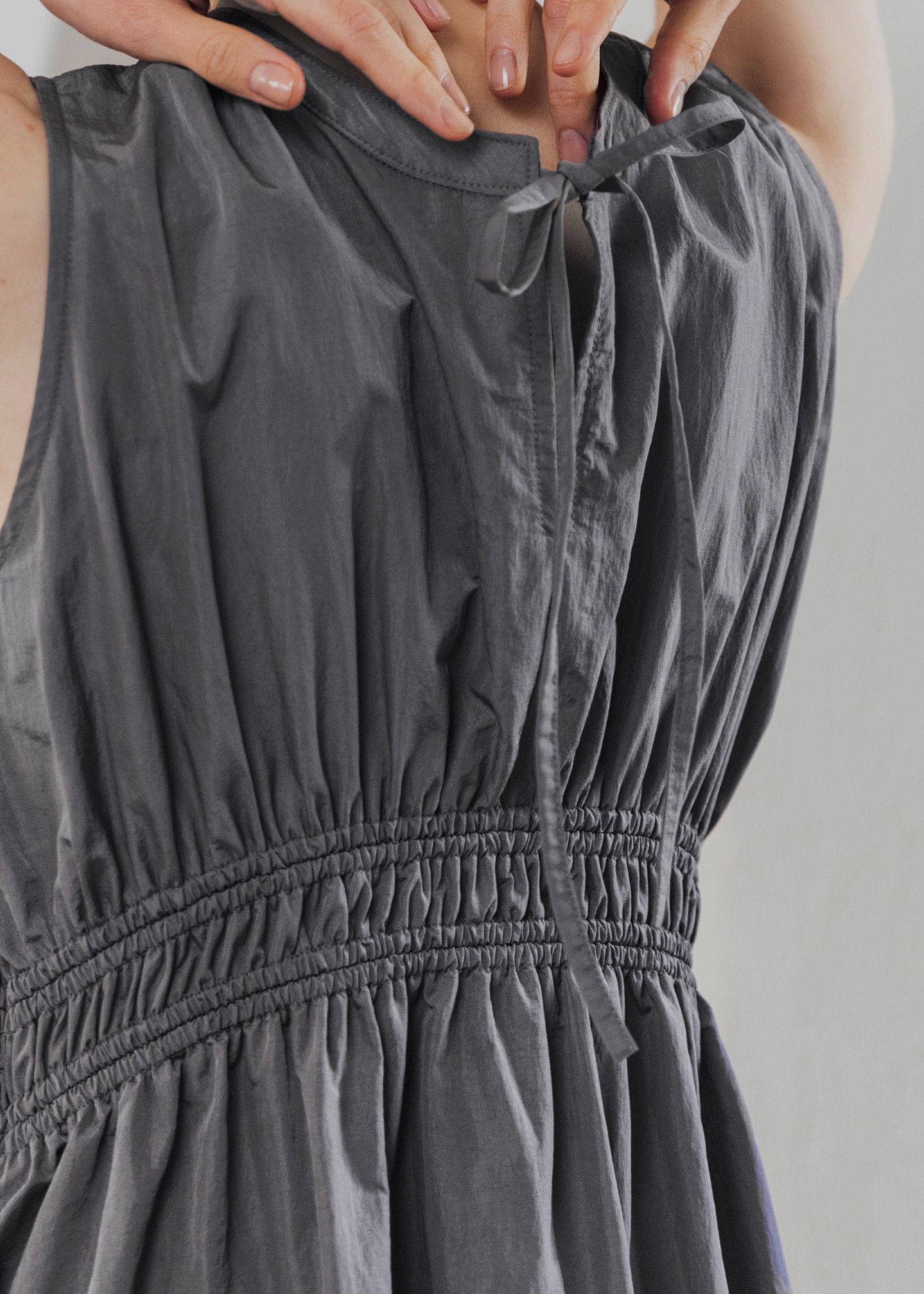 asymmetry shirring gather no sleeve OP