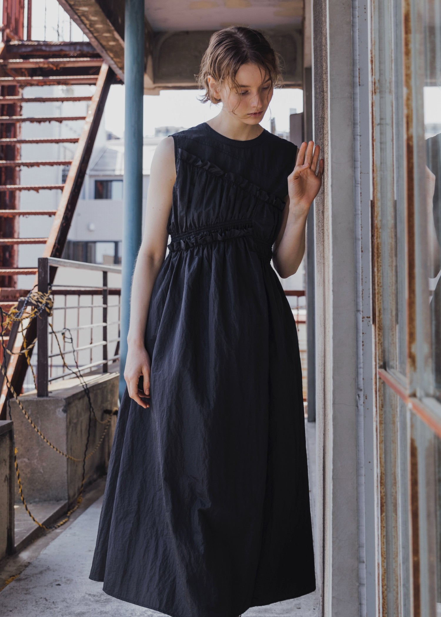 asymmetry shirring gather no sleeve OP