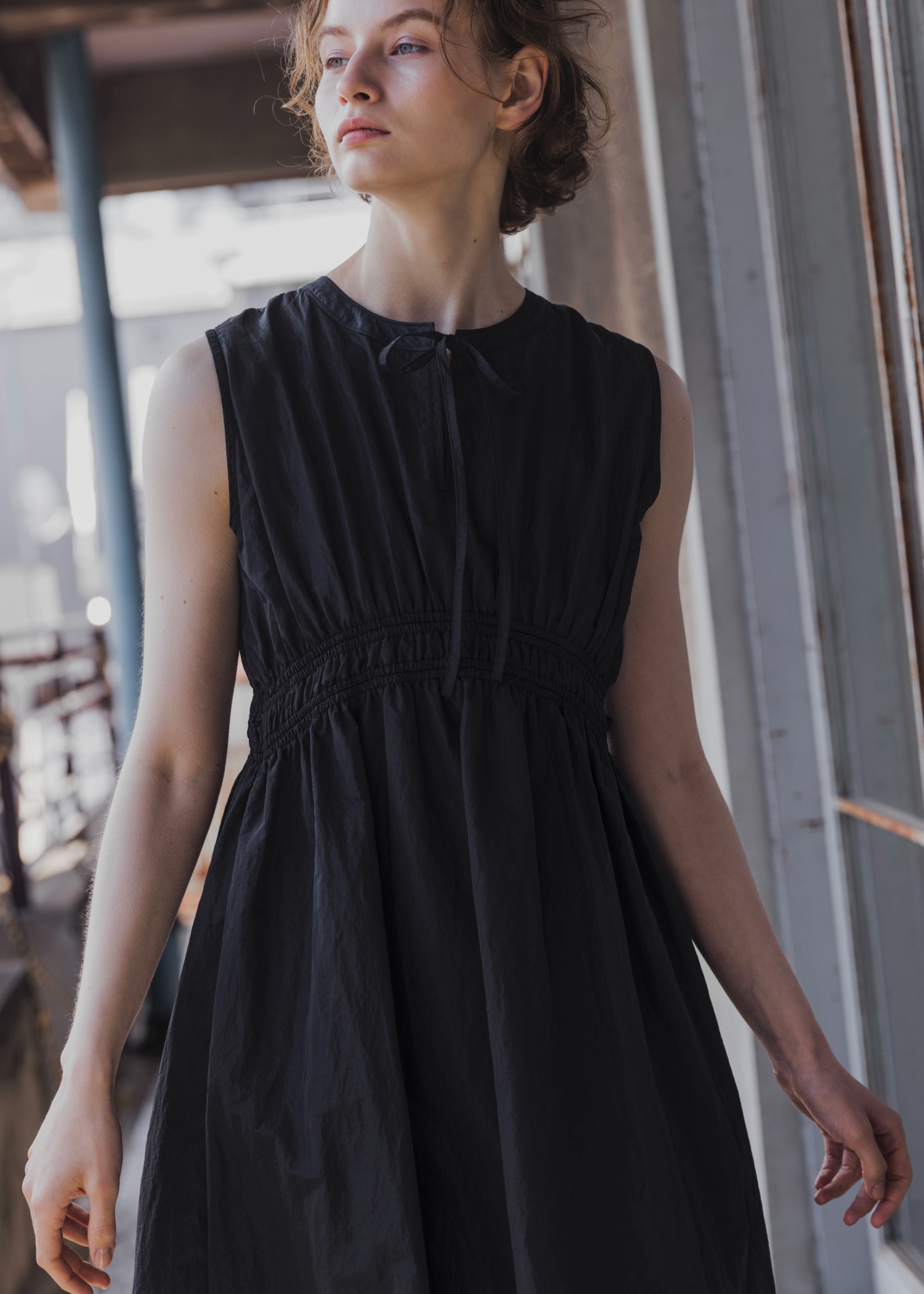 asymmetry shirring gather no sleeve OP