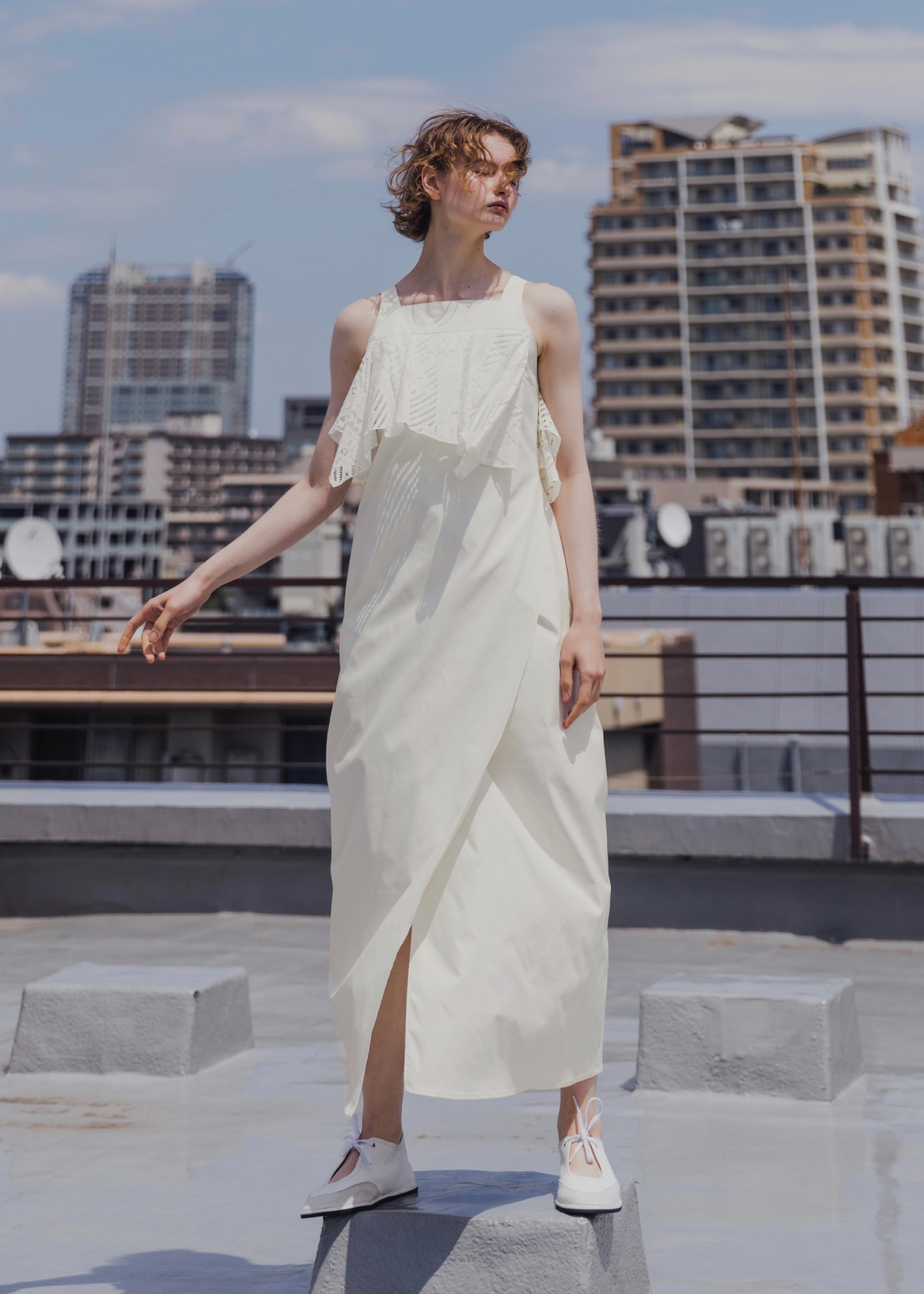 lace asymmetry frill cocoon OP