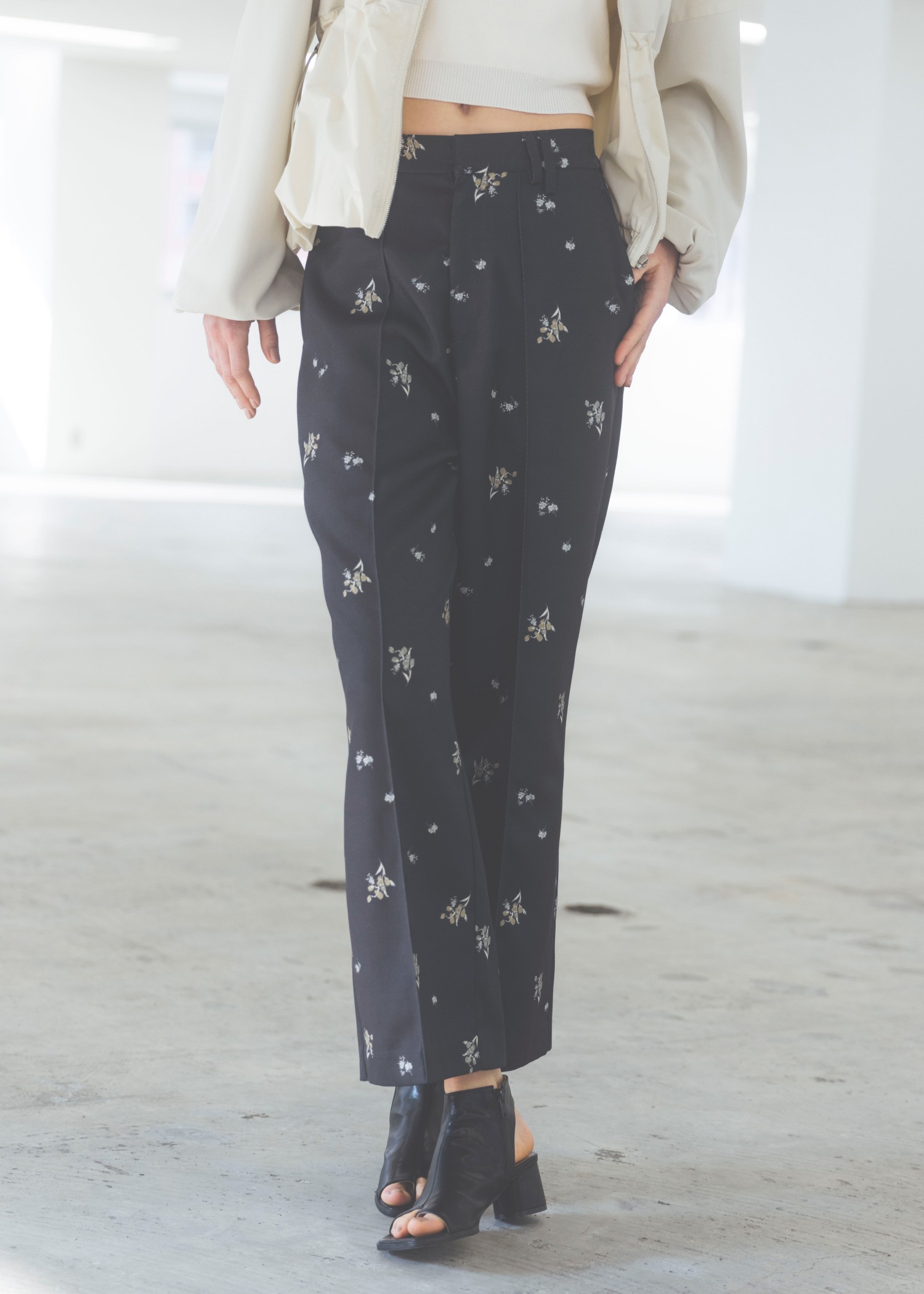 double belt loop center seam ditsy print PT