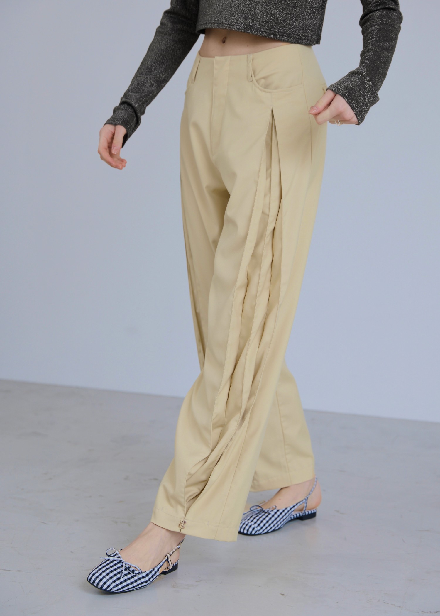 ★送料・関税込★LOW CLASSIC★DEEP TUCK TROUSER★パンツ★ ☆送料・関税込☆LOW CLASSIC☆DEEP TUCK TROUSER☆パンツ☆