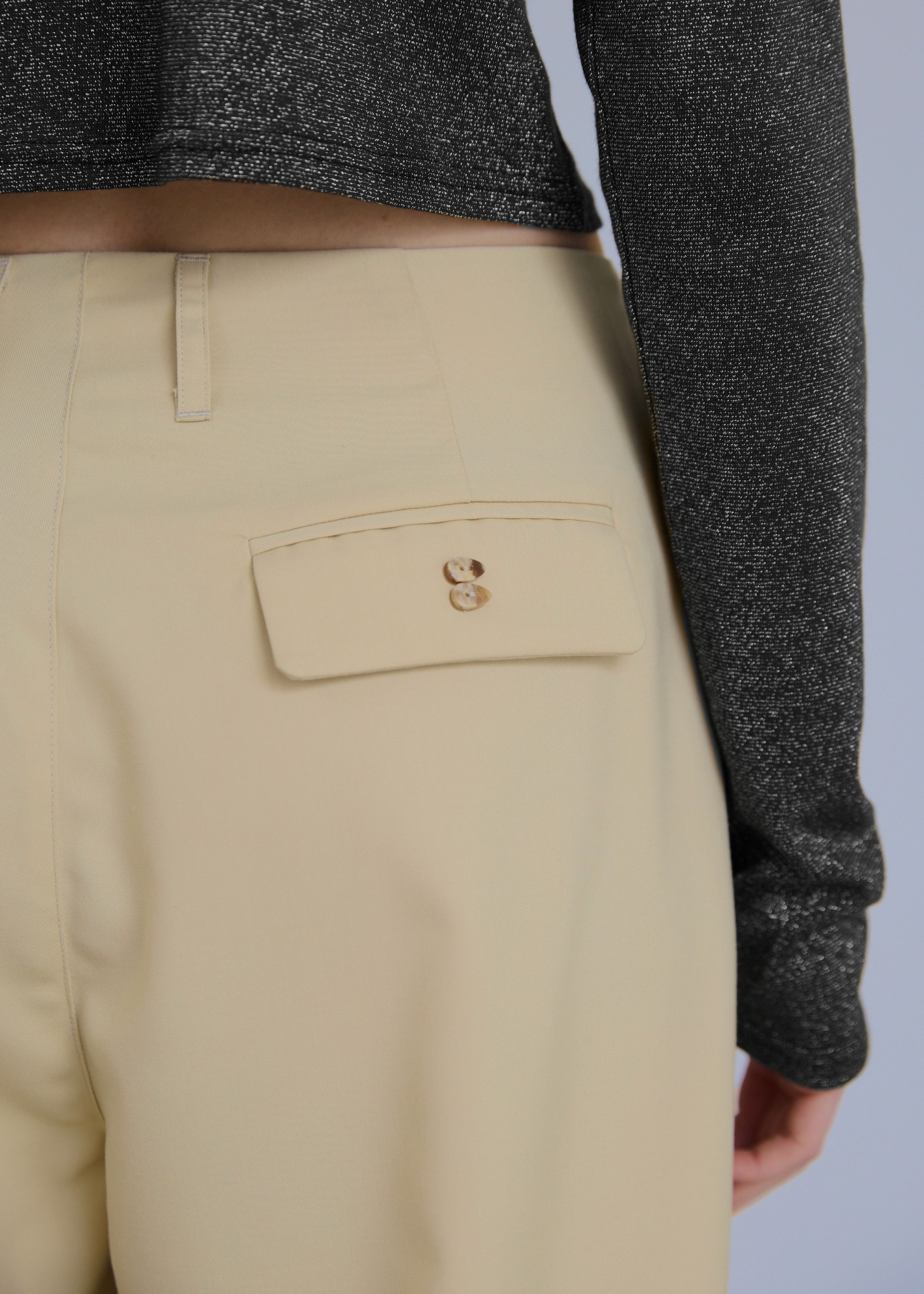 deep tuck design thick PT