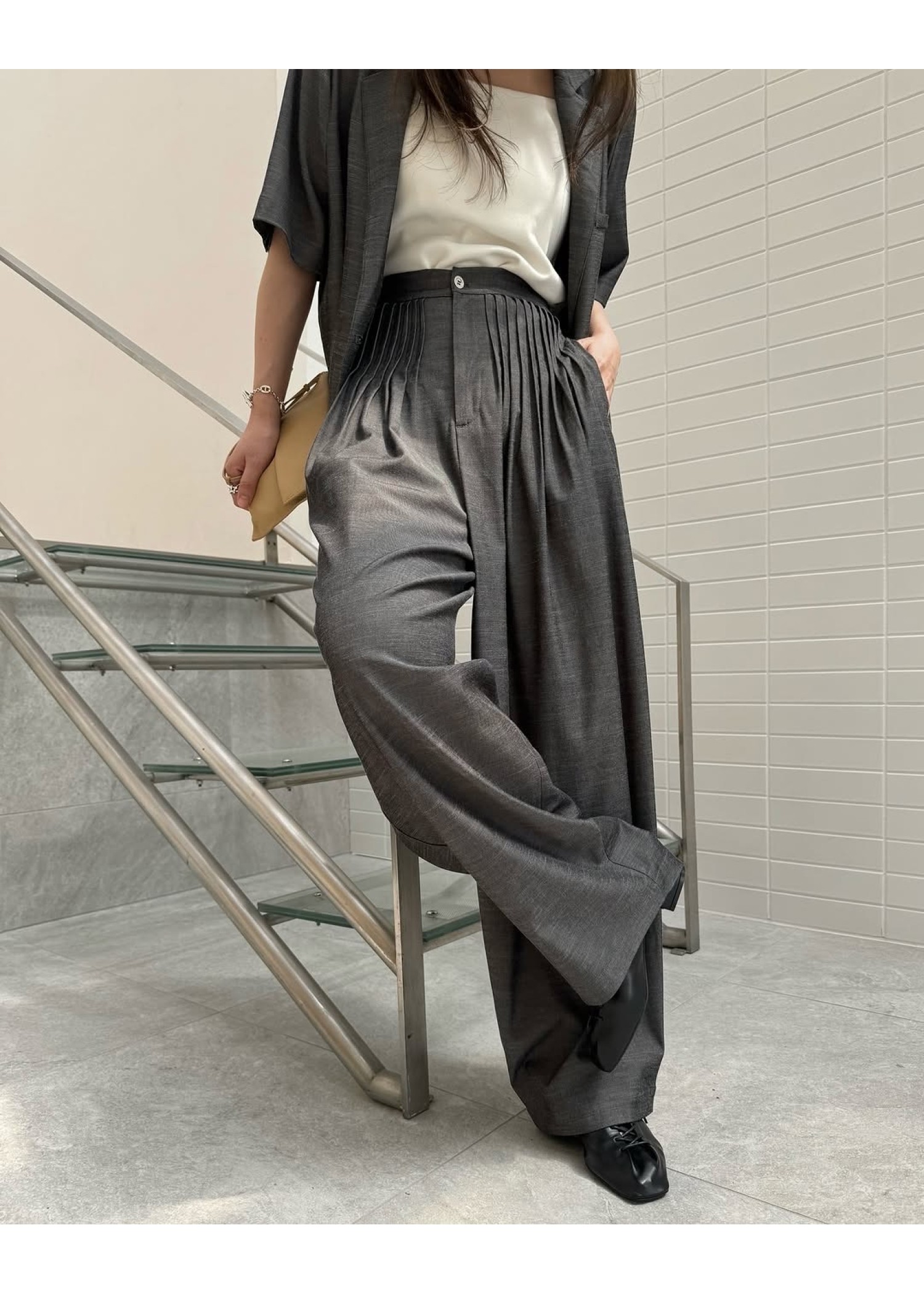tuck wide panel nylon PT（その他パンツ）｜WILLFULLY（ウィル