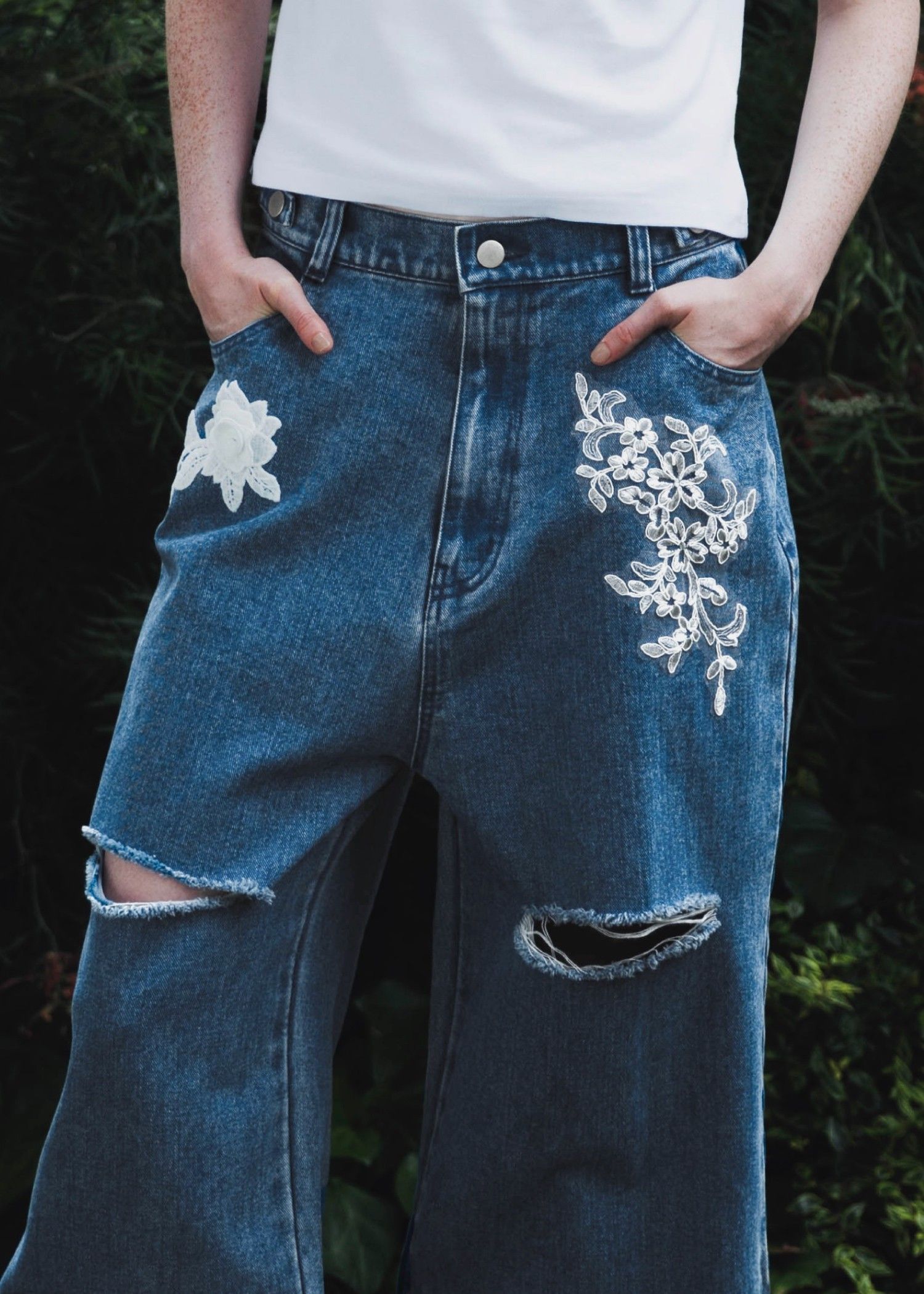 size adjust motif lace loose denim PT