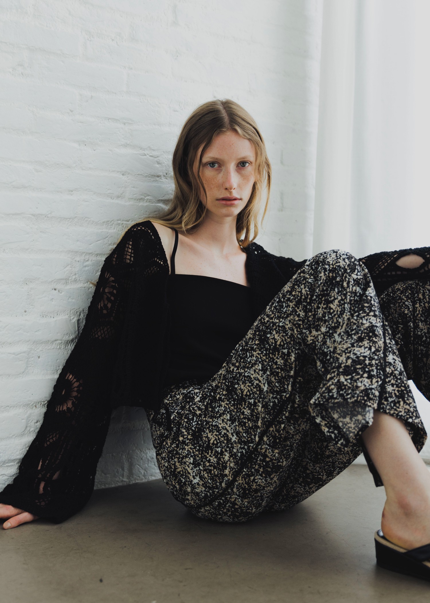 flowing line back slit piping PT