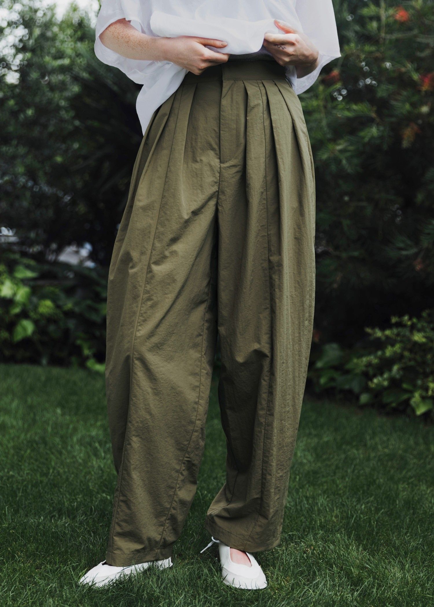 tuck wide panel nylon PT