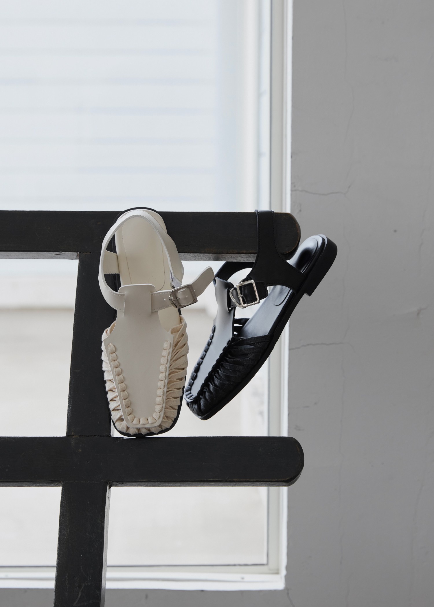 square toe material flat shoes