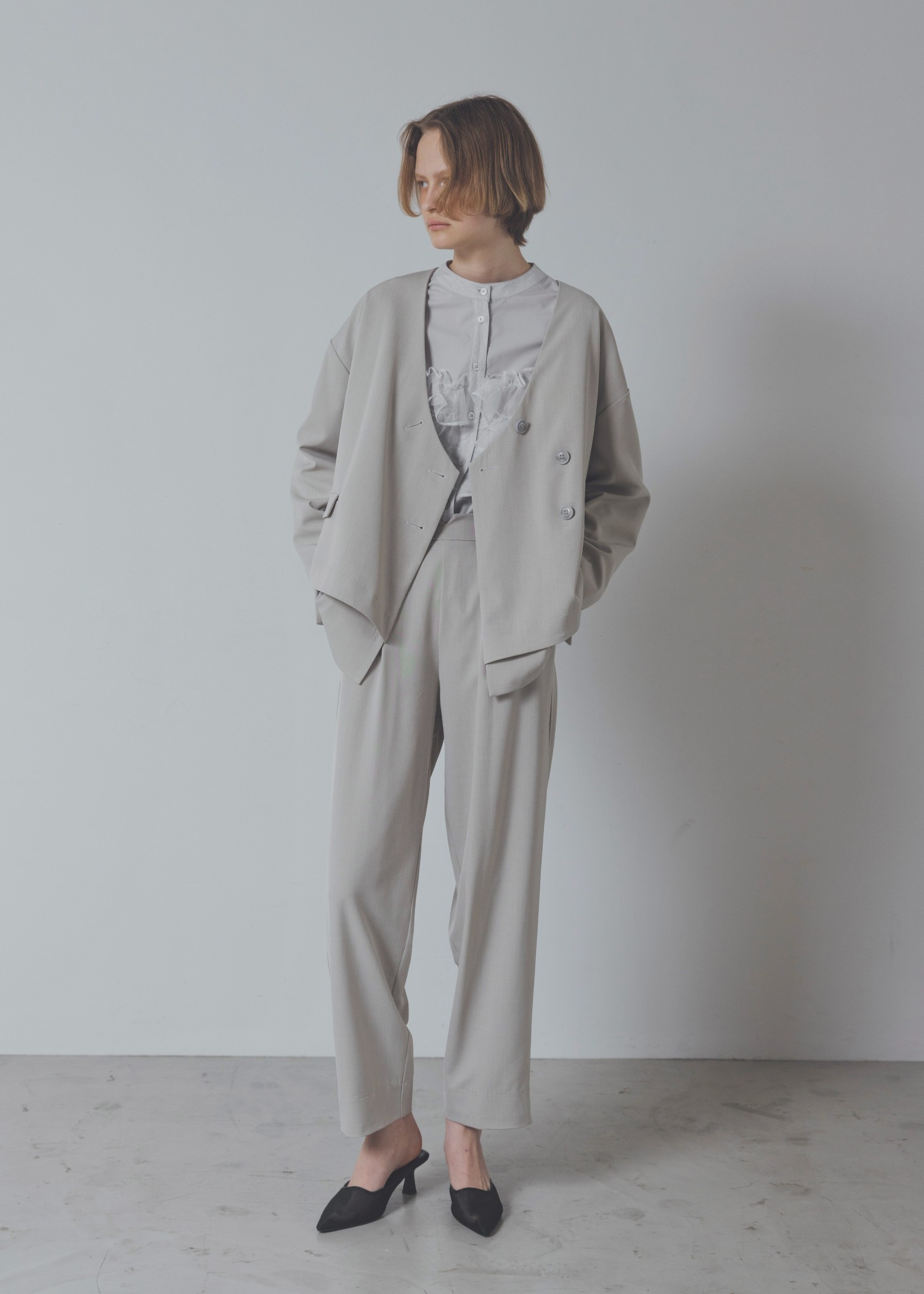 mesh pointed toe mule