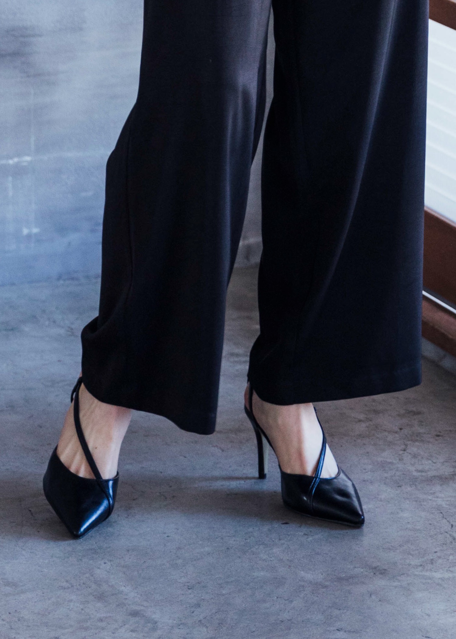 strap pointed toe pumps