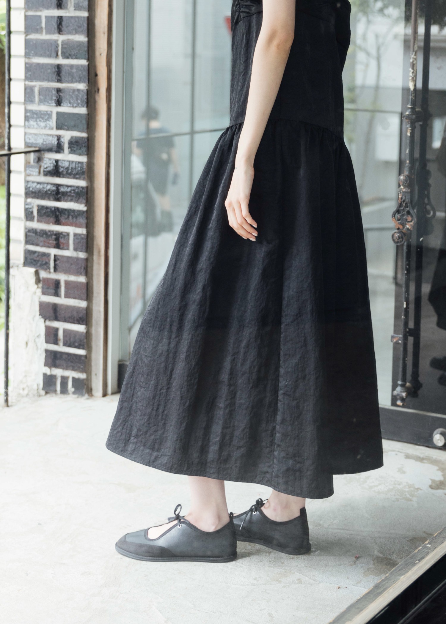 one lace sneaker slip-ons