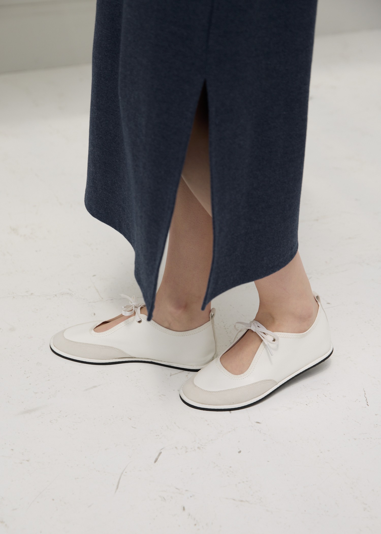 one lace sneaker slip-ons