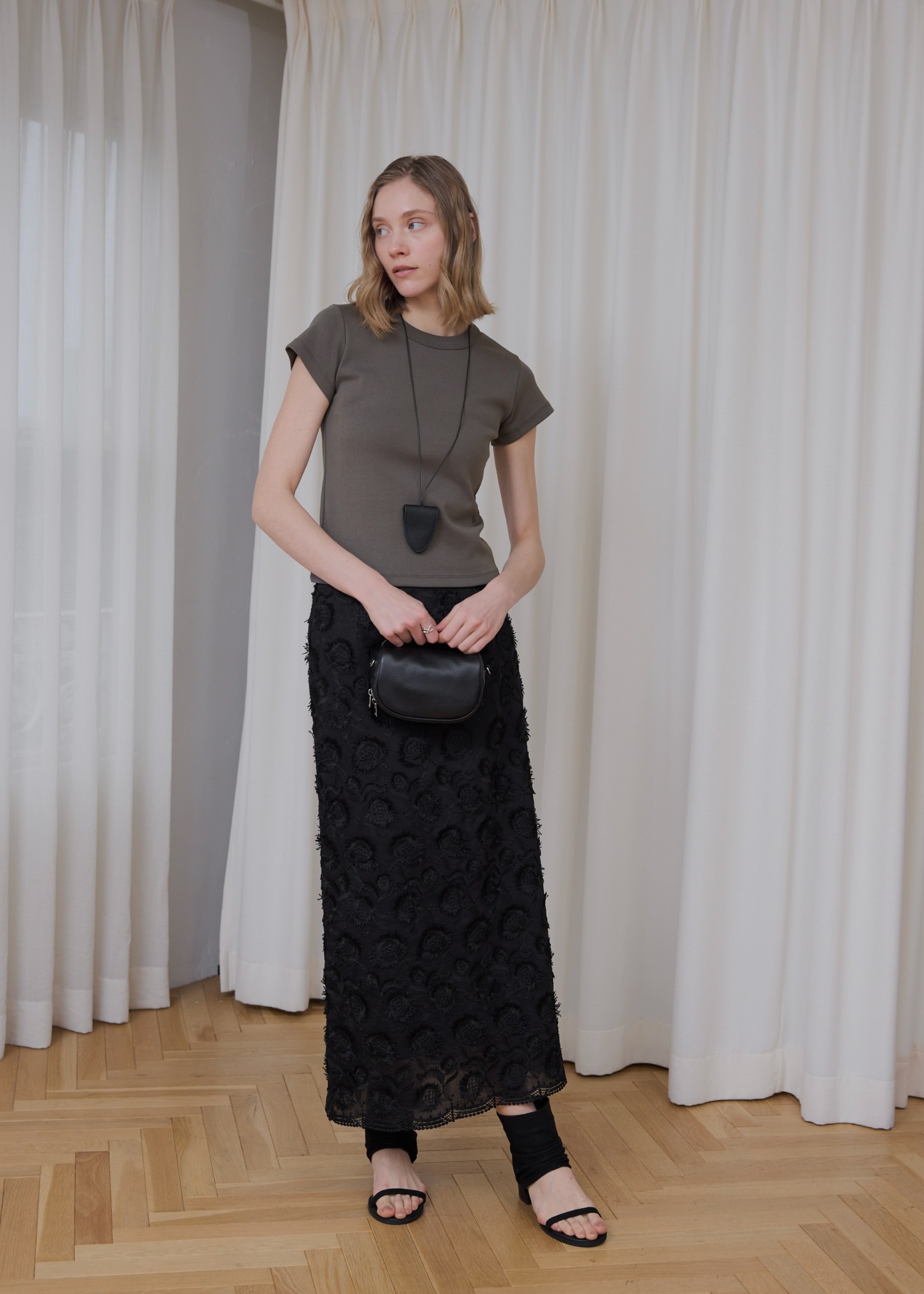 organdy embroidery scallop hem pencil SK