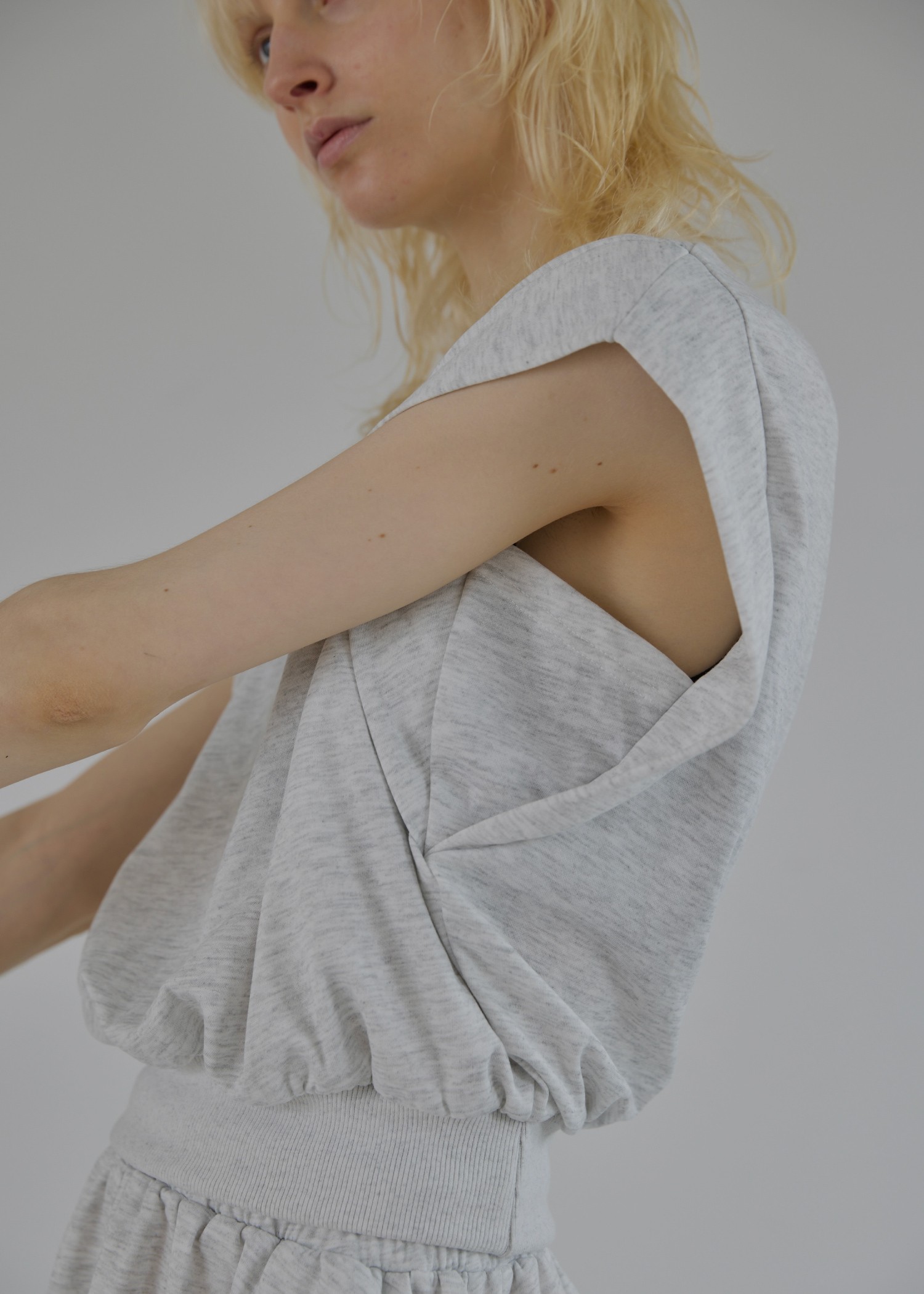 laborless sweat no sleeve & S/PT SET UP