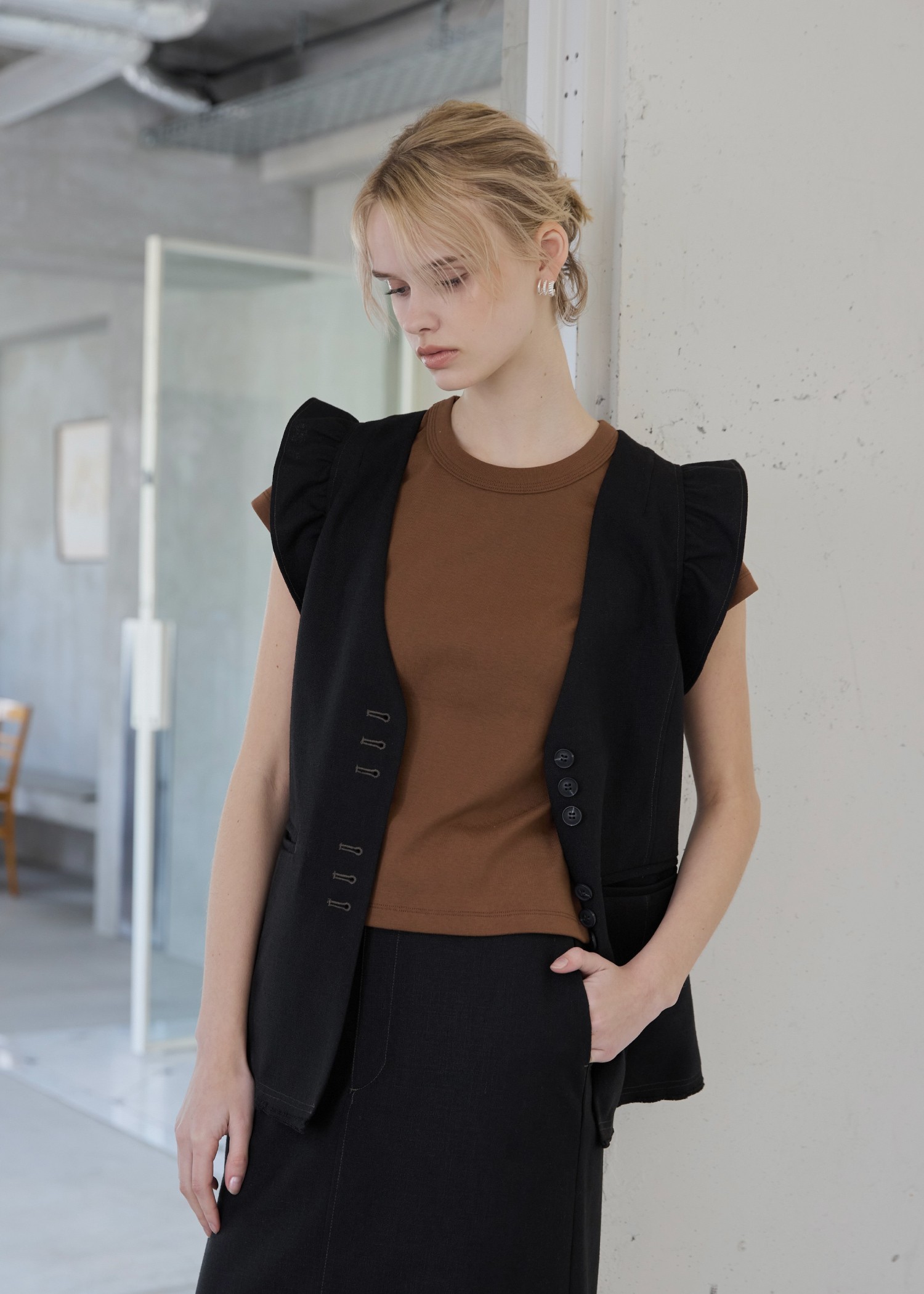 no collar frill sleeve nep gilet