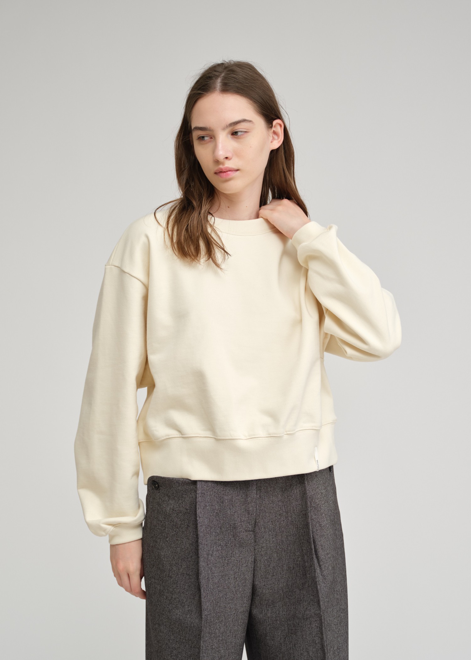 back tag selectable size sweat