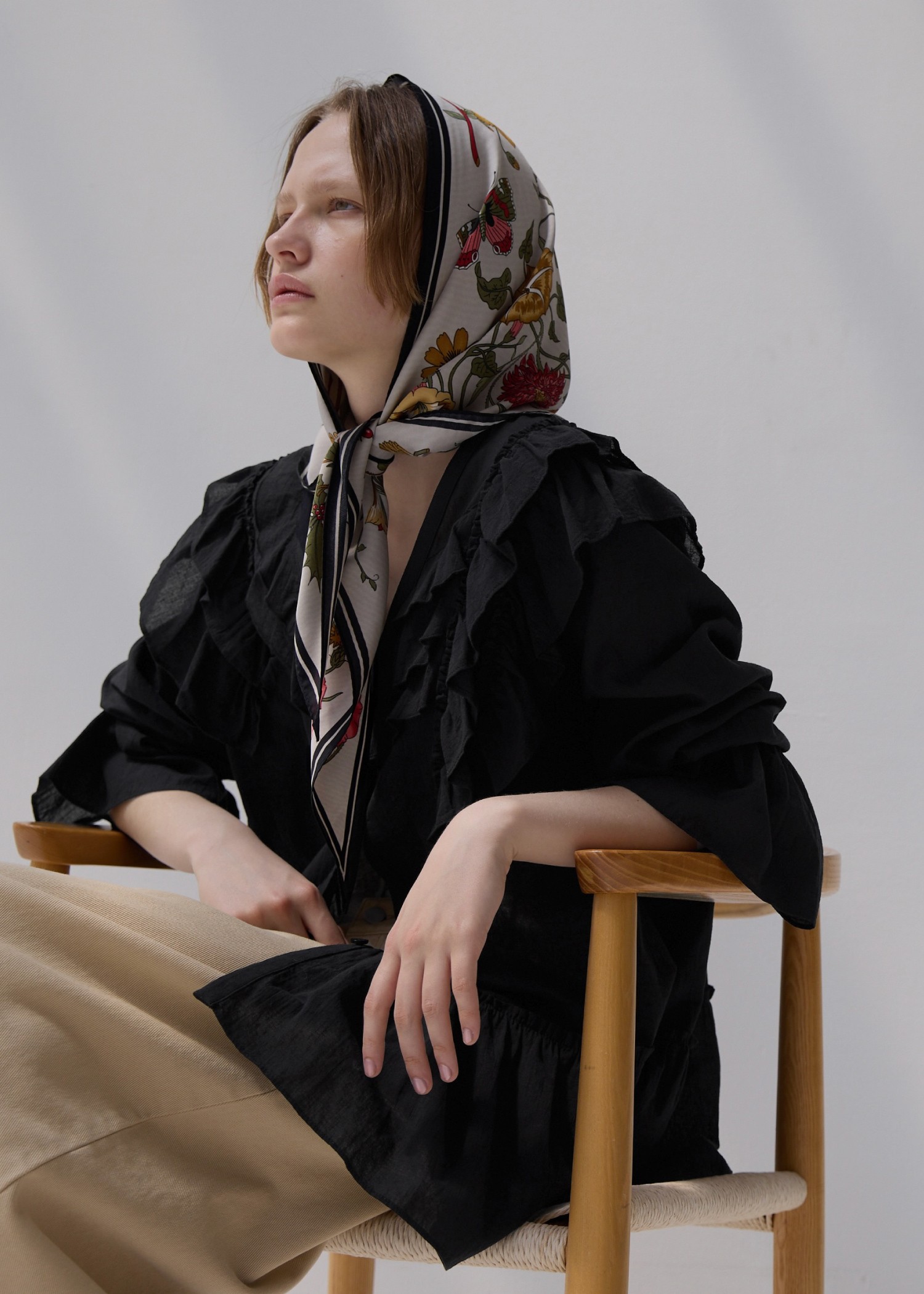 [COSYHARU公式]cliff twist V-neck knit 関税・送料込み COSYHARU公式]cliff twist V-neck knit 関税・送料込み