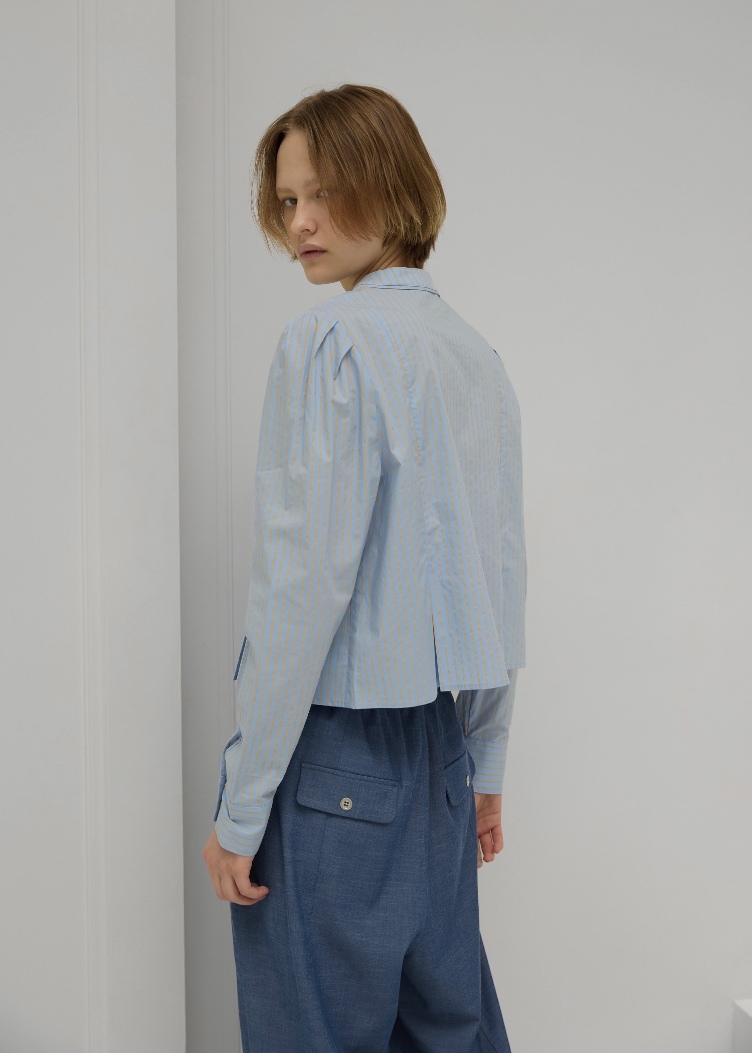 hem tuck motif lace short SH