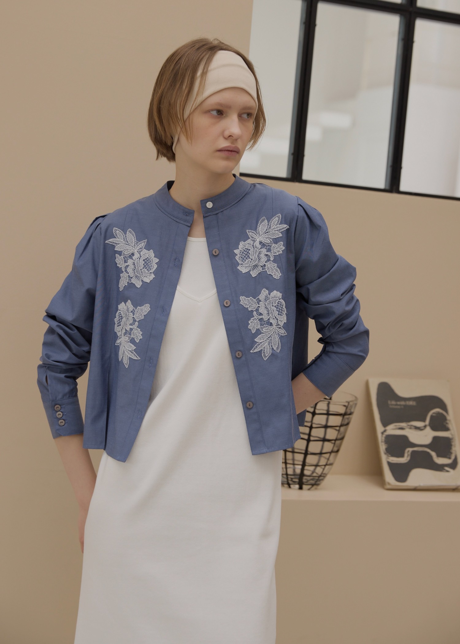 hem tuck motif lace short SH