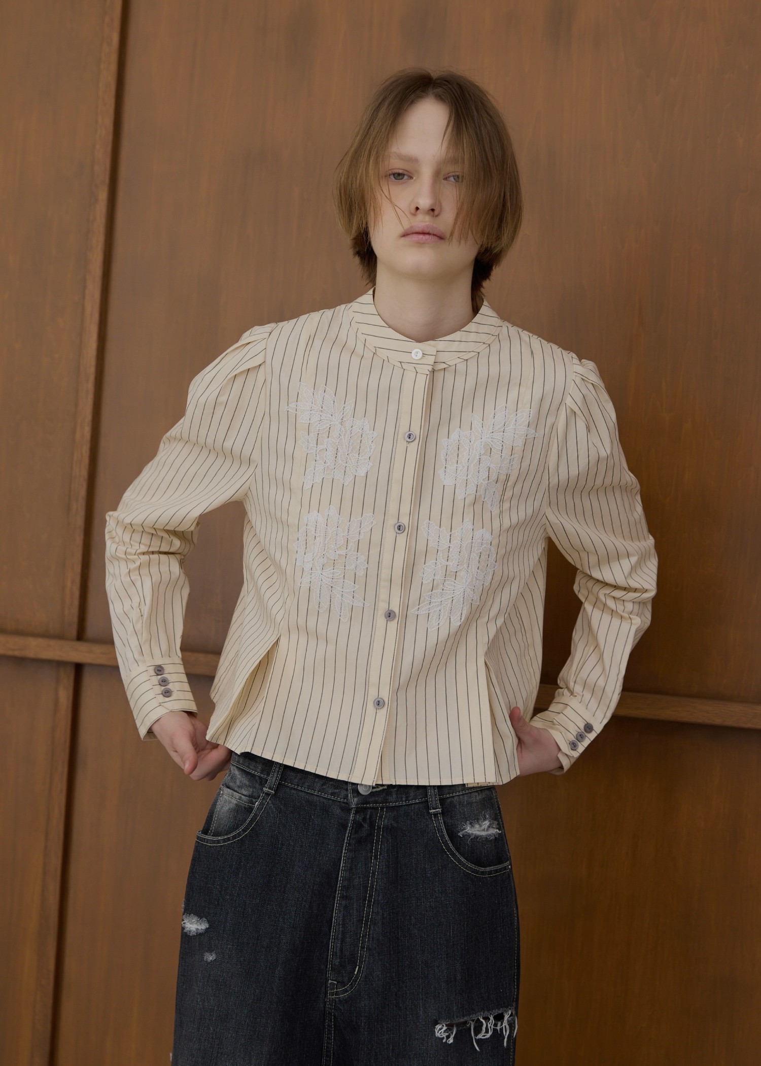 hem tuck motif lace short SH